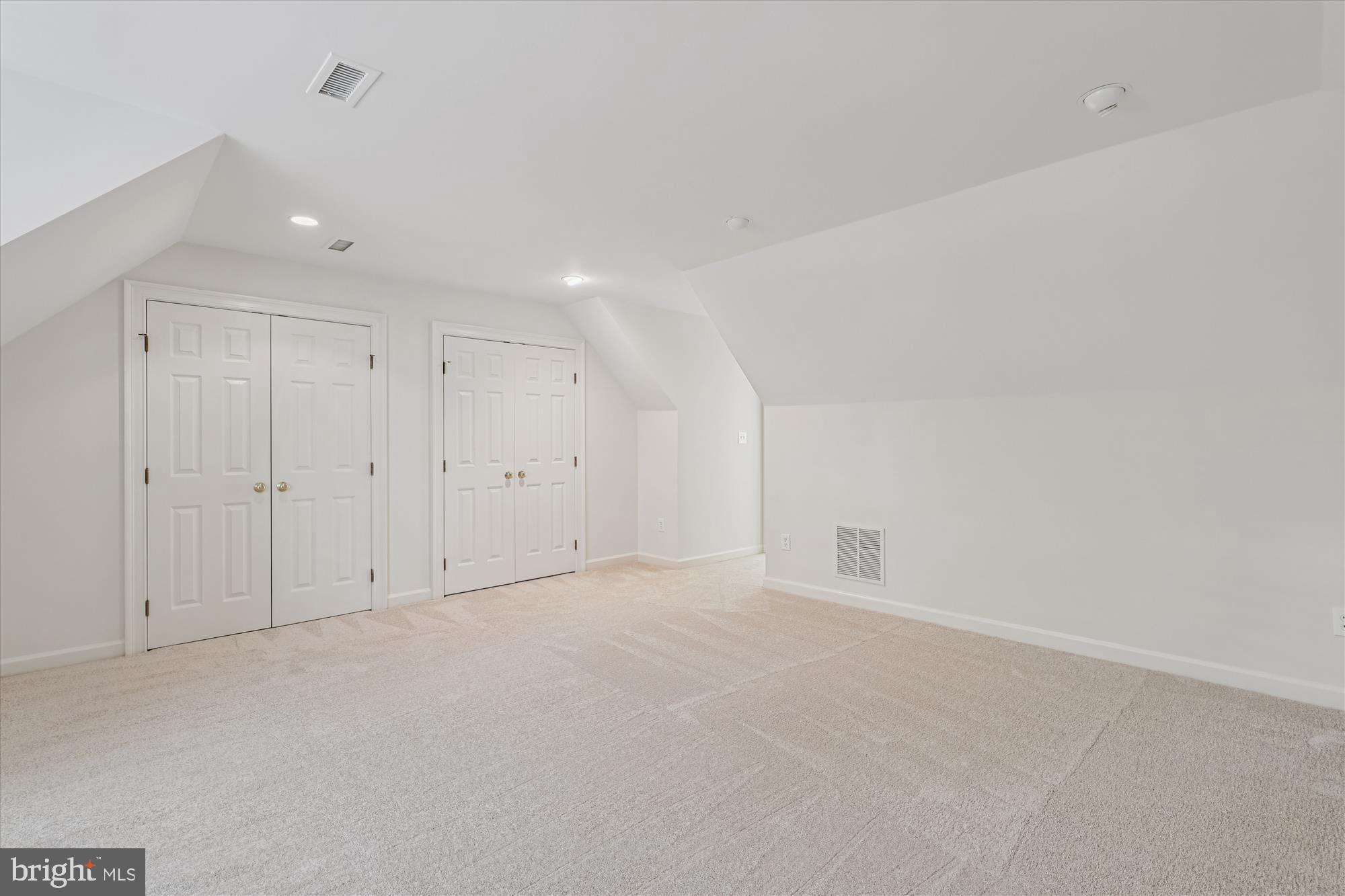 WINDSONG - Residential