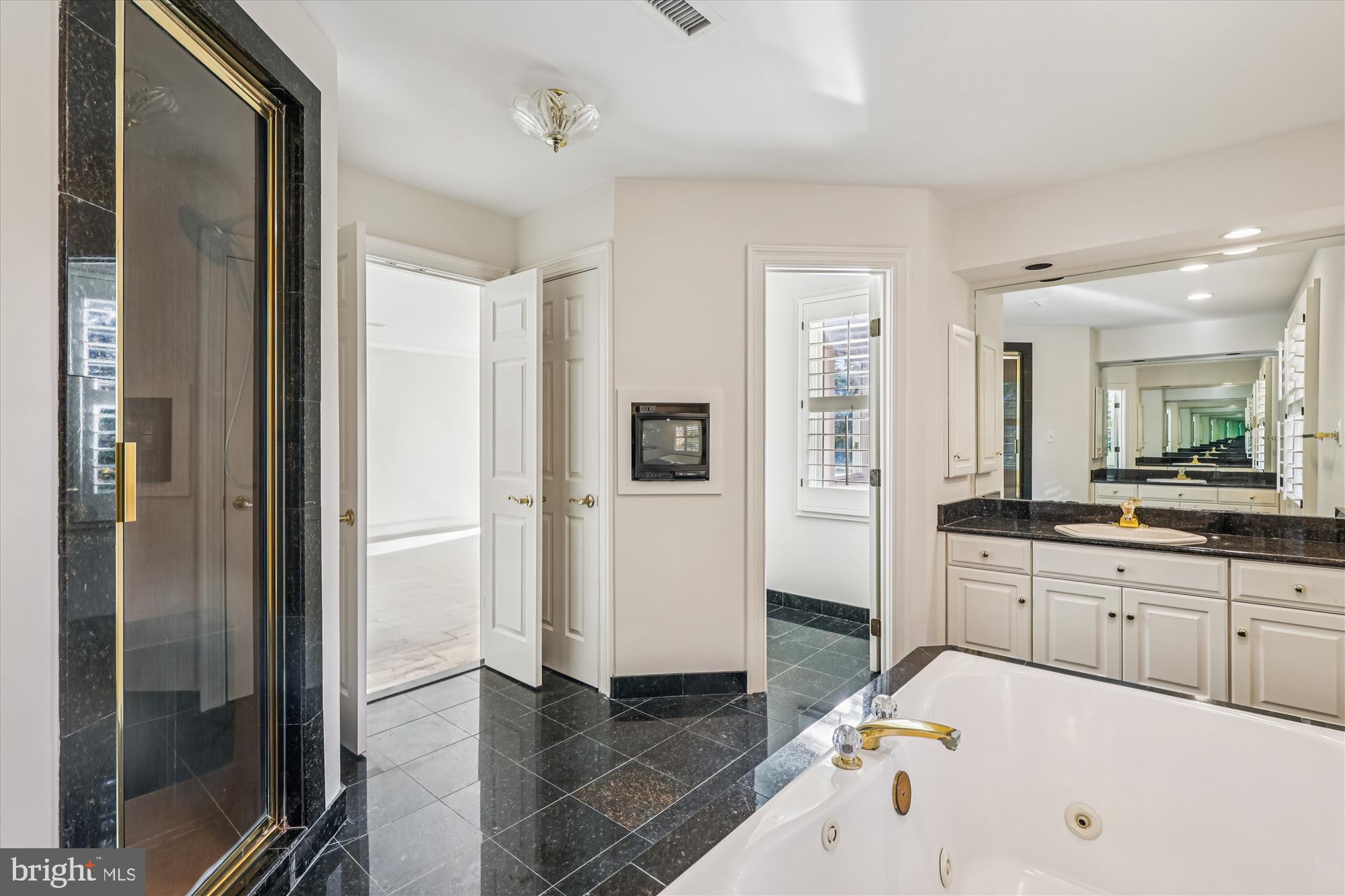 WINDSONG - Residential