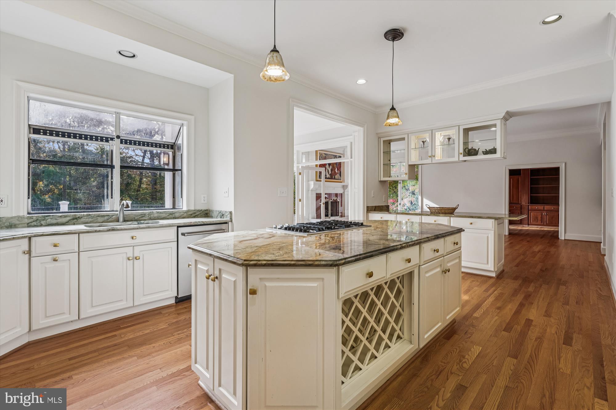 WINDSONG - Residential