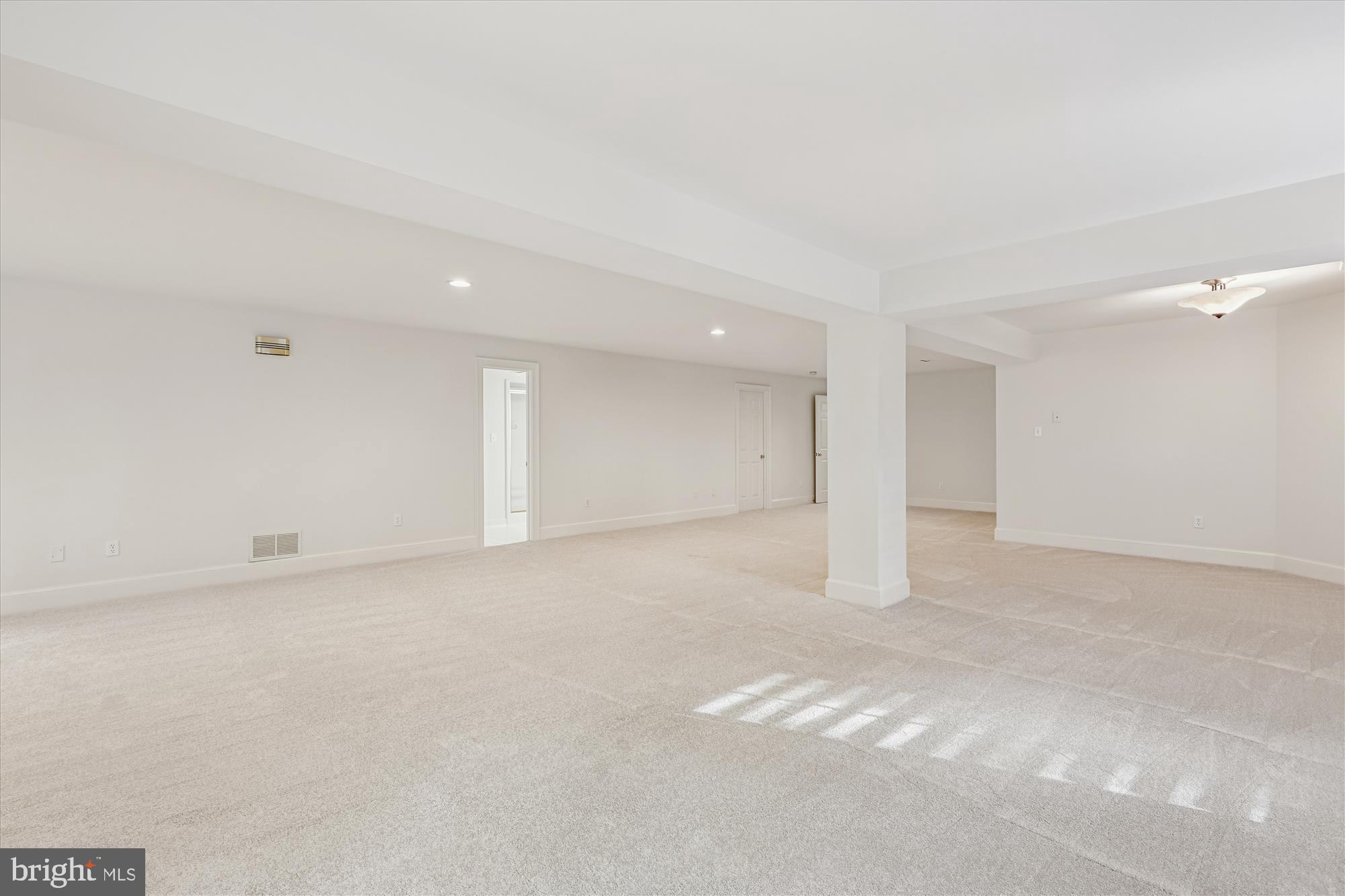 WINDSONG - Residential