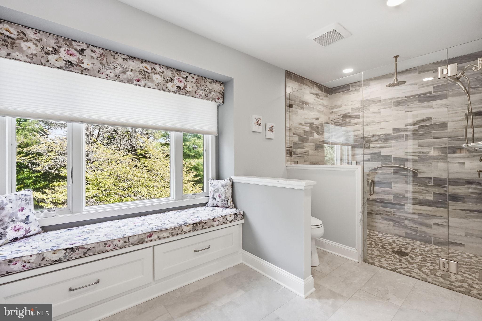 MILL VALLEY - Residential