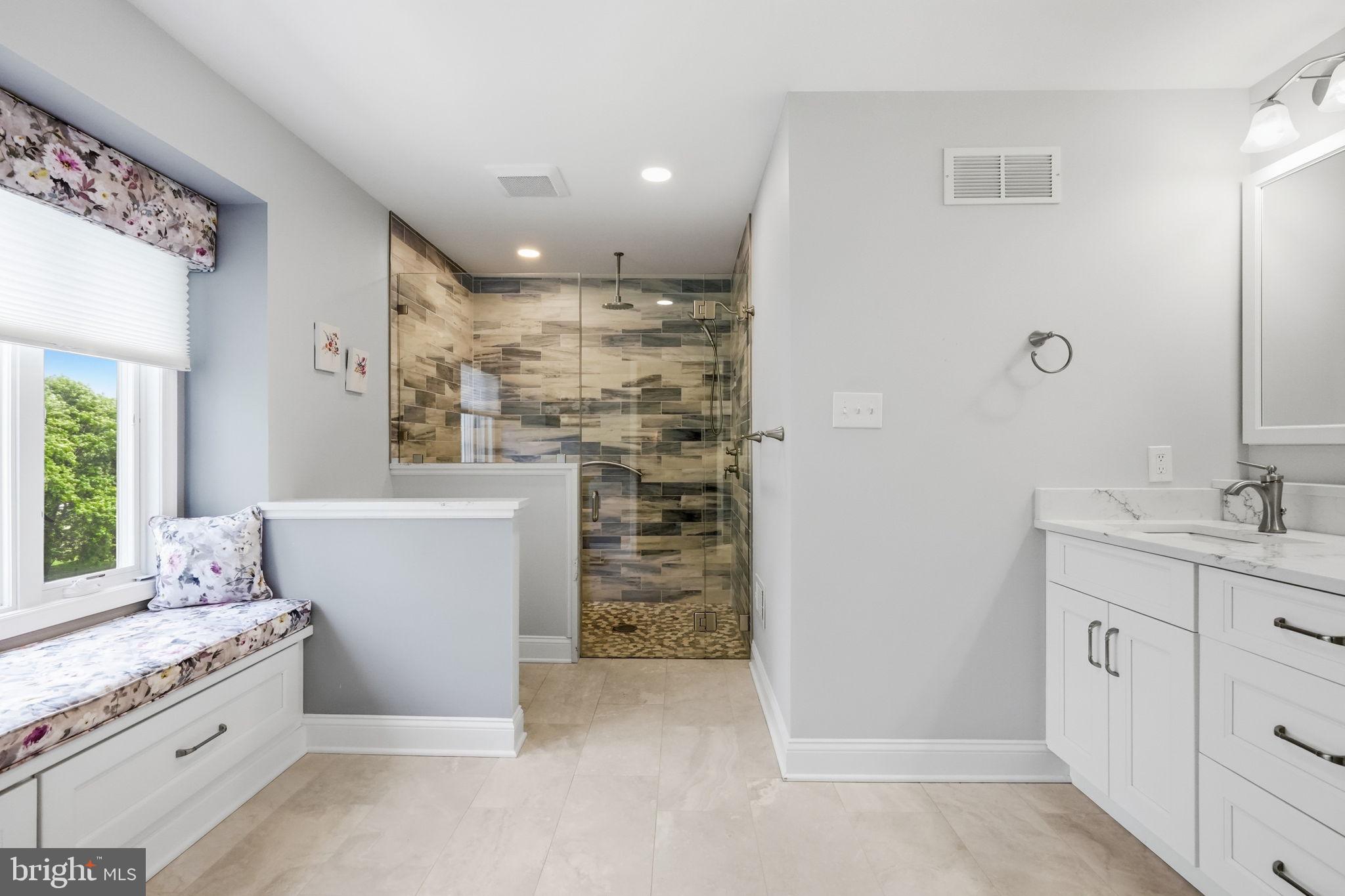 MILL VALLEY - Residential