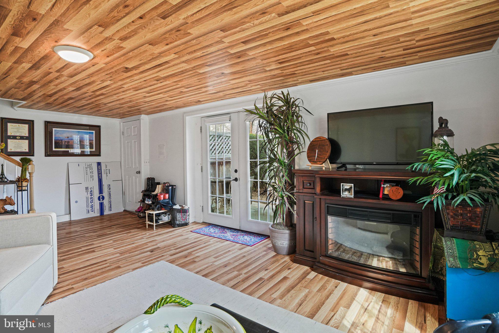 BETHESDA OVERLOOK - Residential