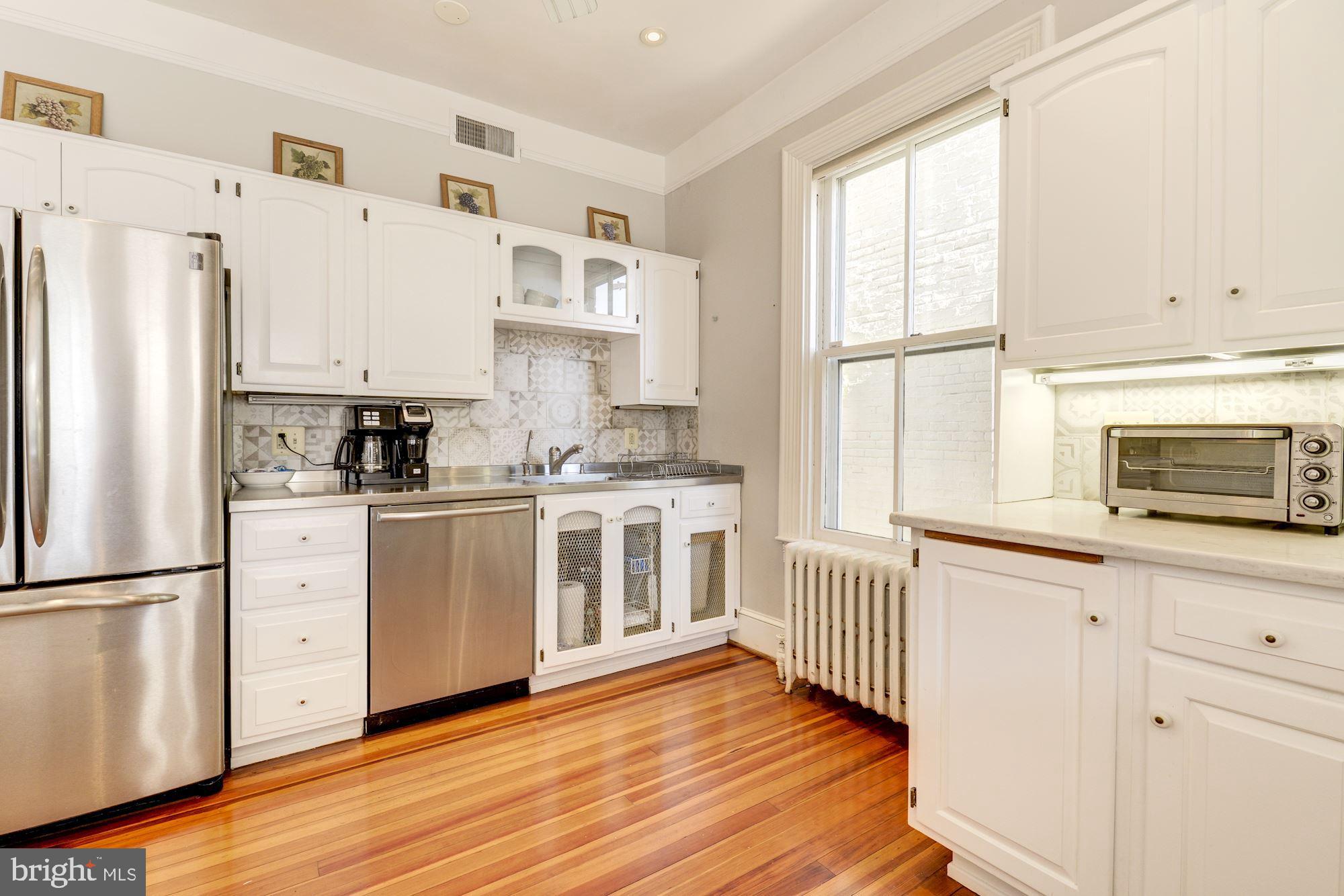 CAPITOL HILL - Residential Lease