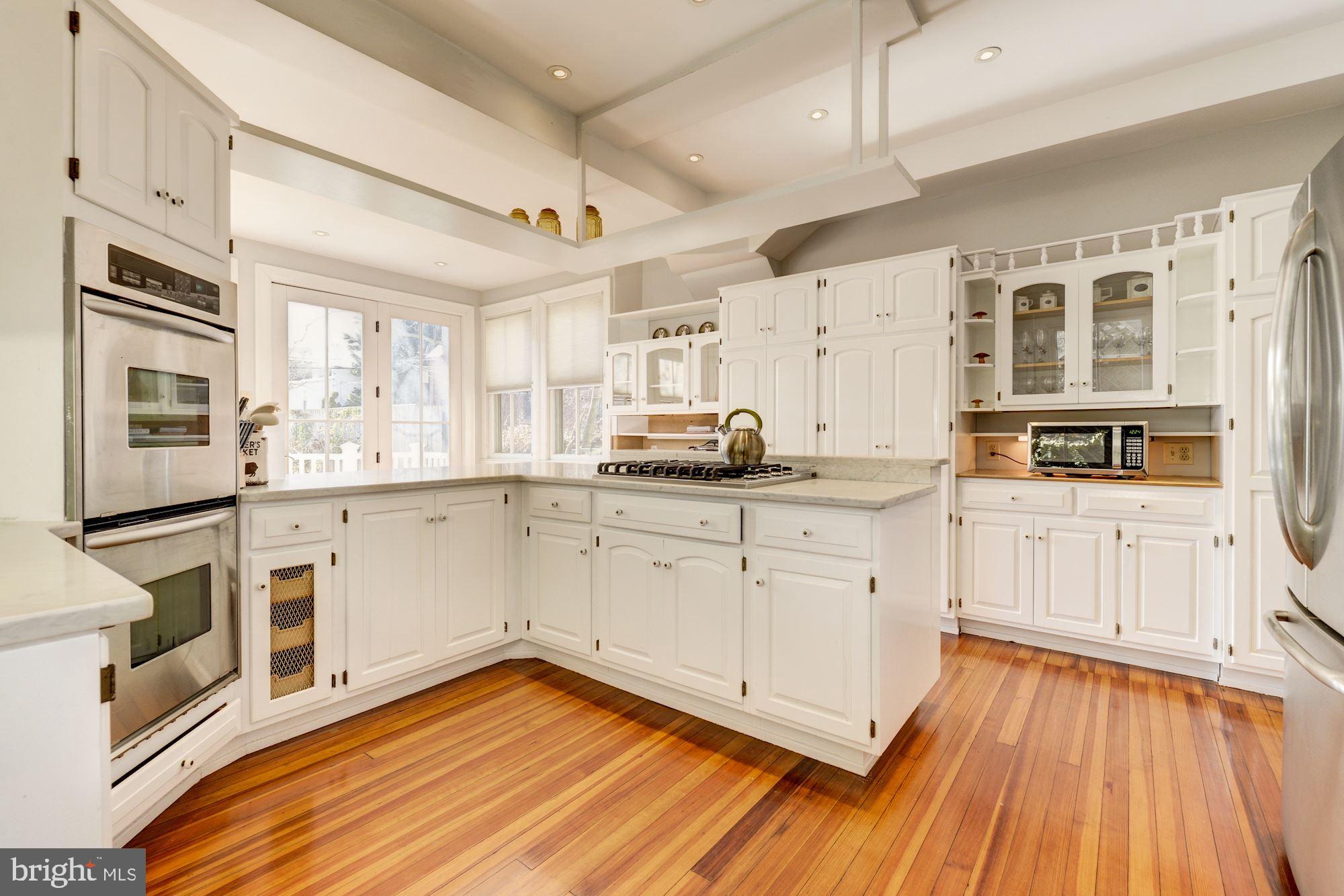 CAPITOL HILL - Residential Lease