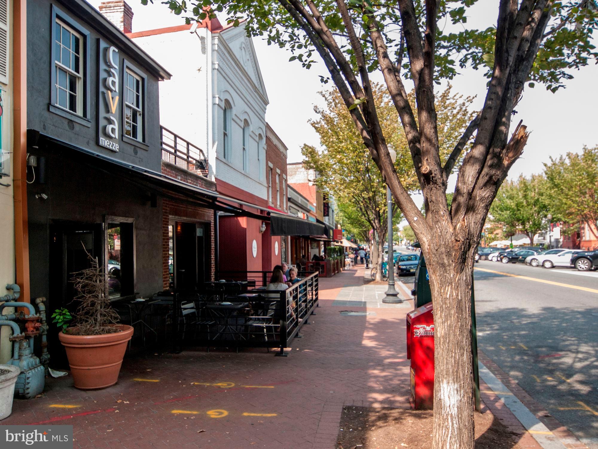 CAPITOL HILL - Residential Lease