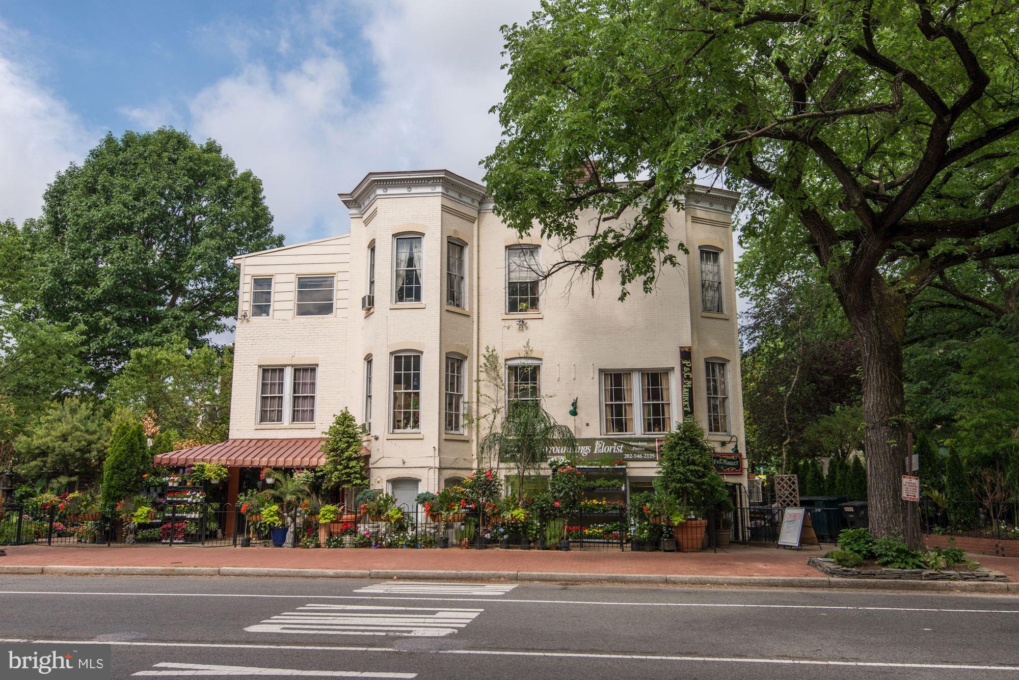 CAPITOL HILL - Residential Lease