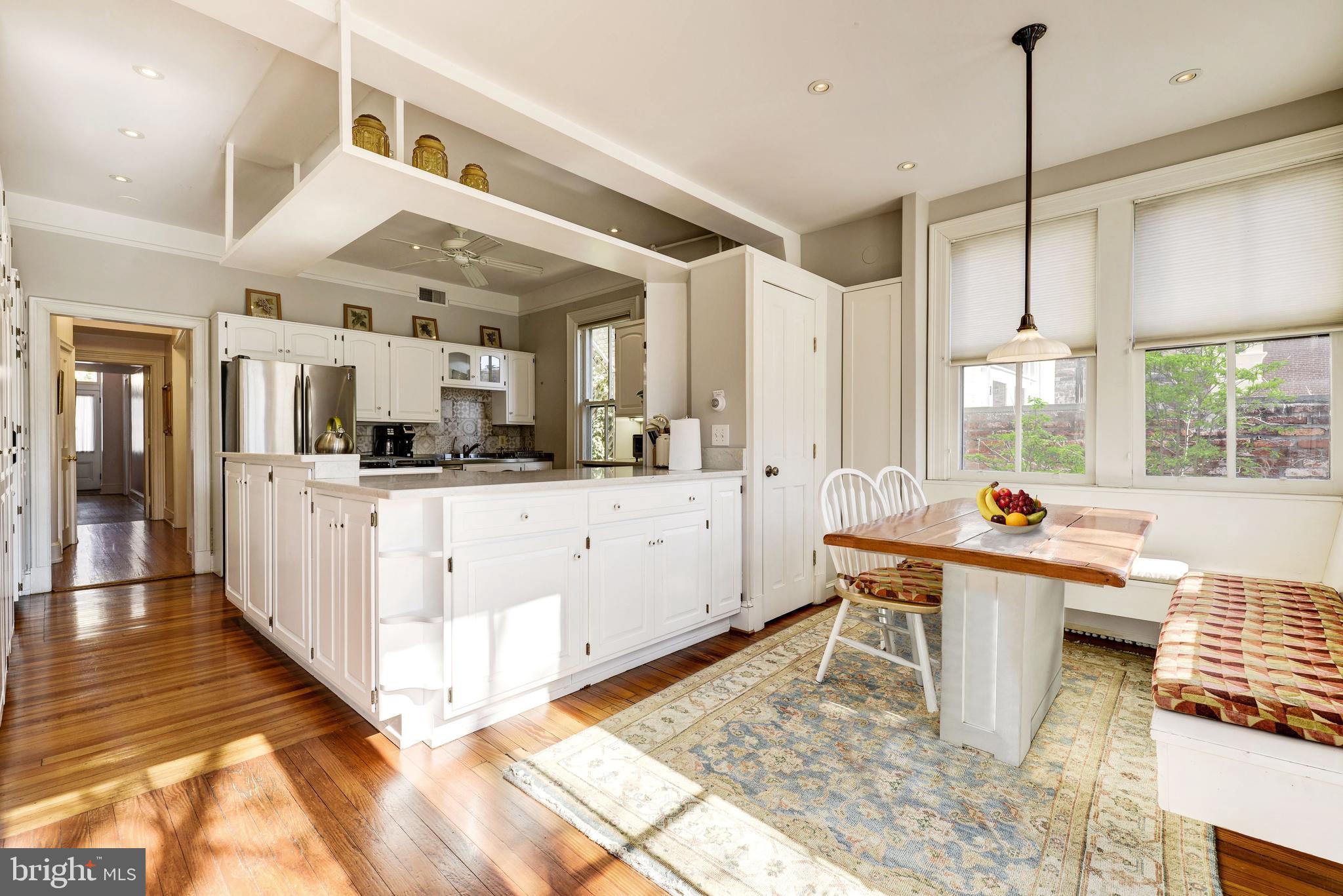 CAPITOL HILL - Residential Lease