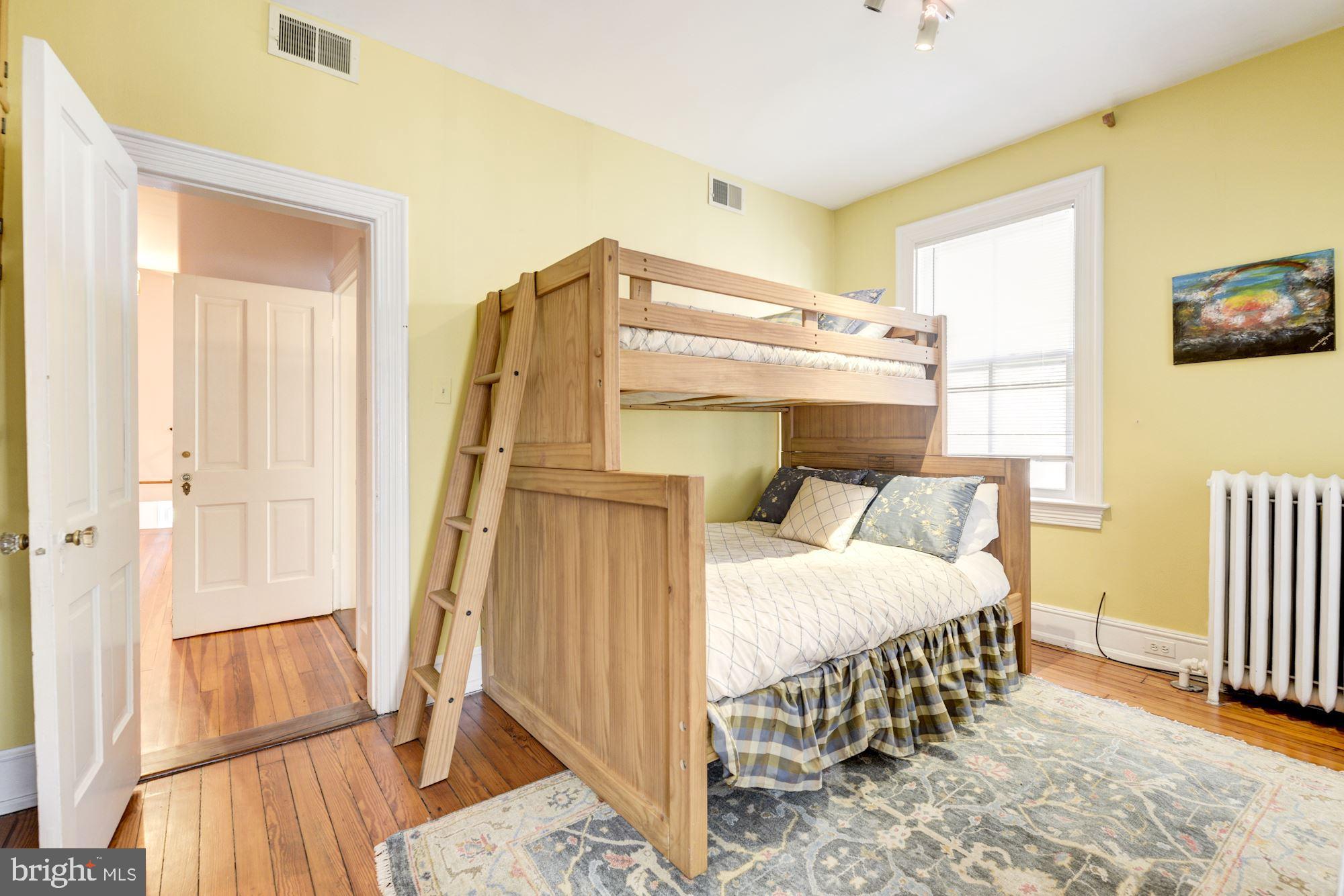 CAPITOL HILL - Residential Lease