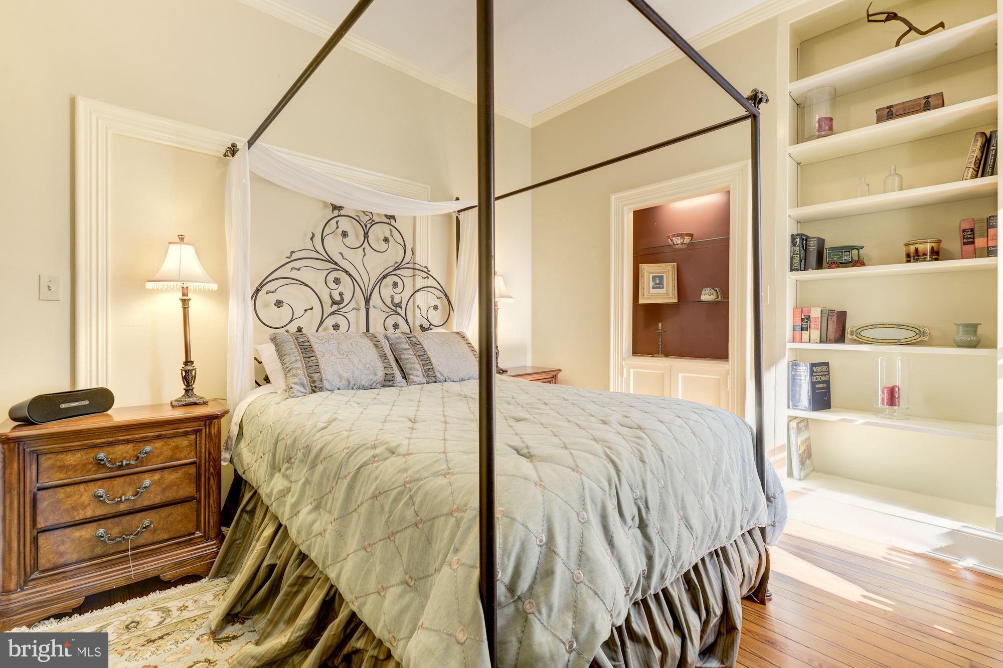 CAPITOL HILL - Residential Lease