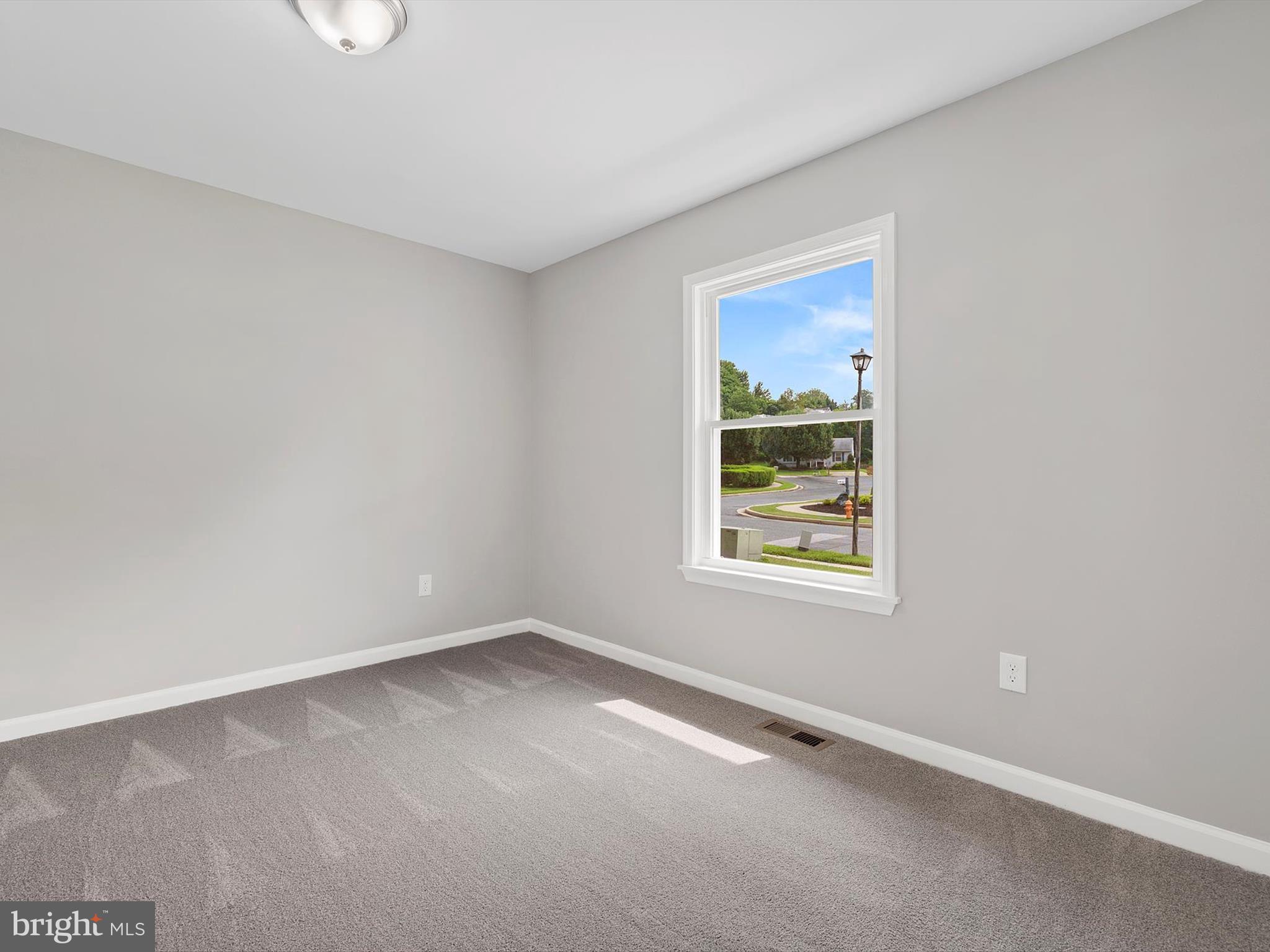 VILLAGE OF HICKORY HOLLOW - Residential