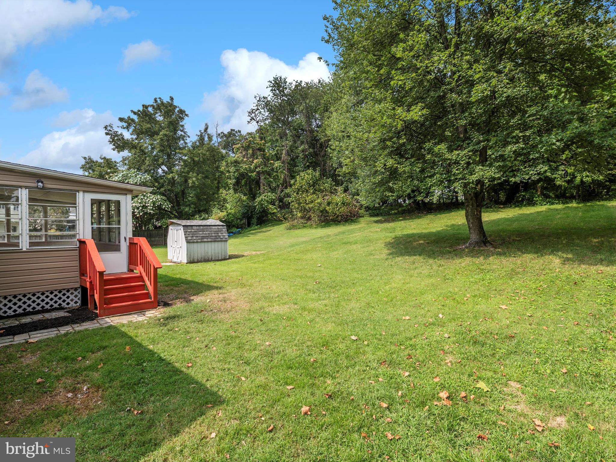 VILLAGE OF HICKORY HOLLOW - Residential