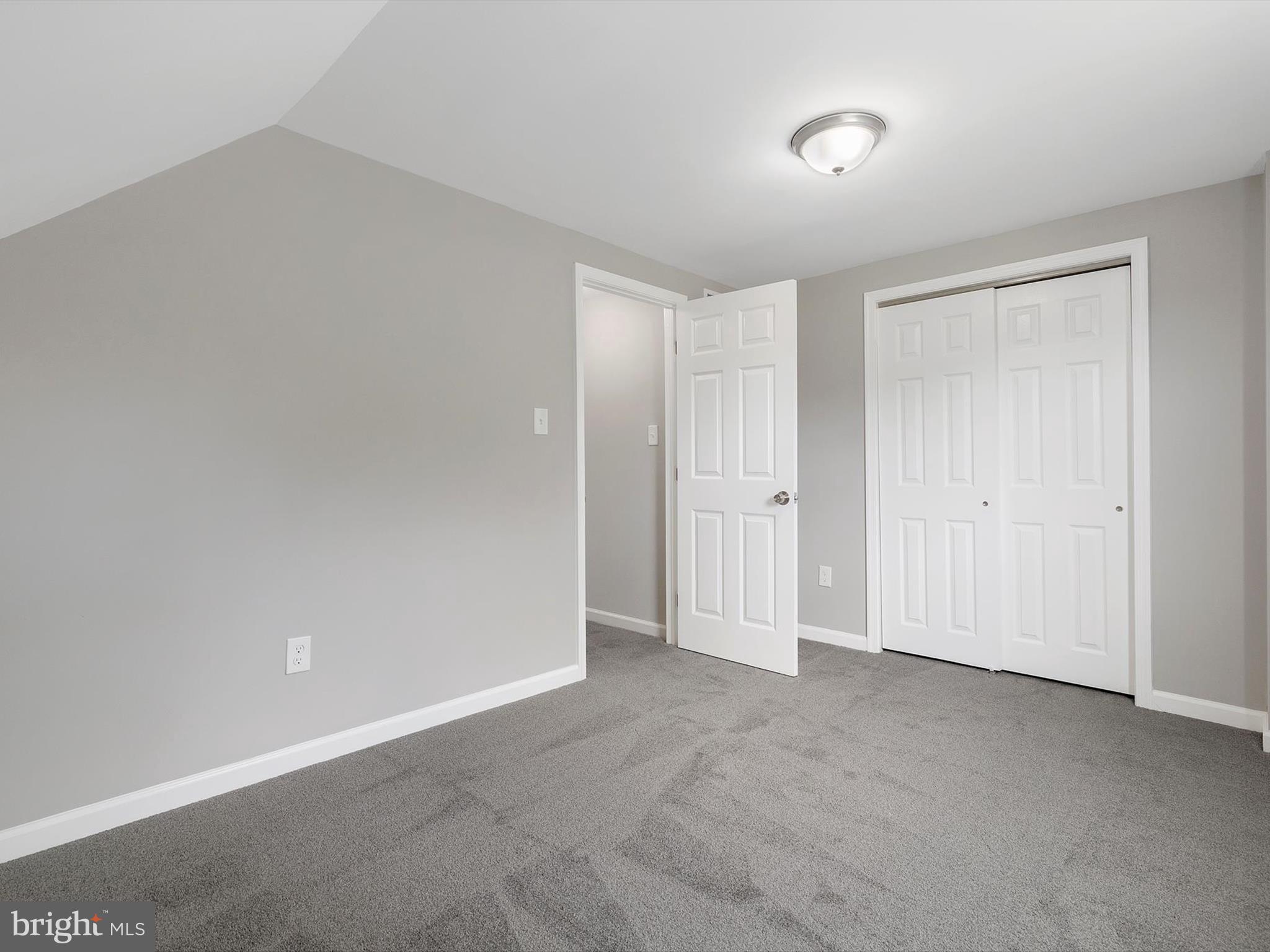 VILLAGE OF HICKORY HOLLOW - Residential