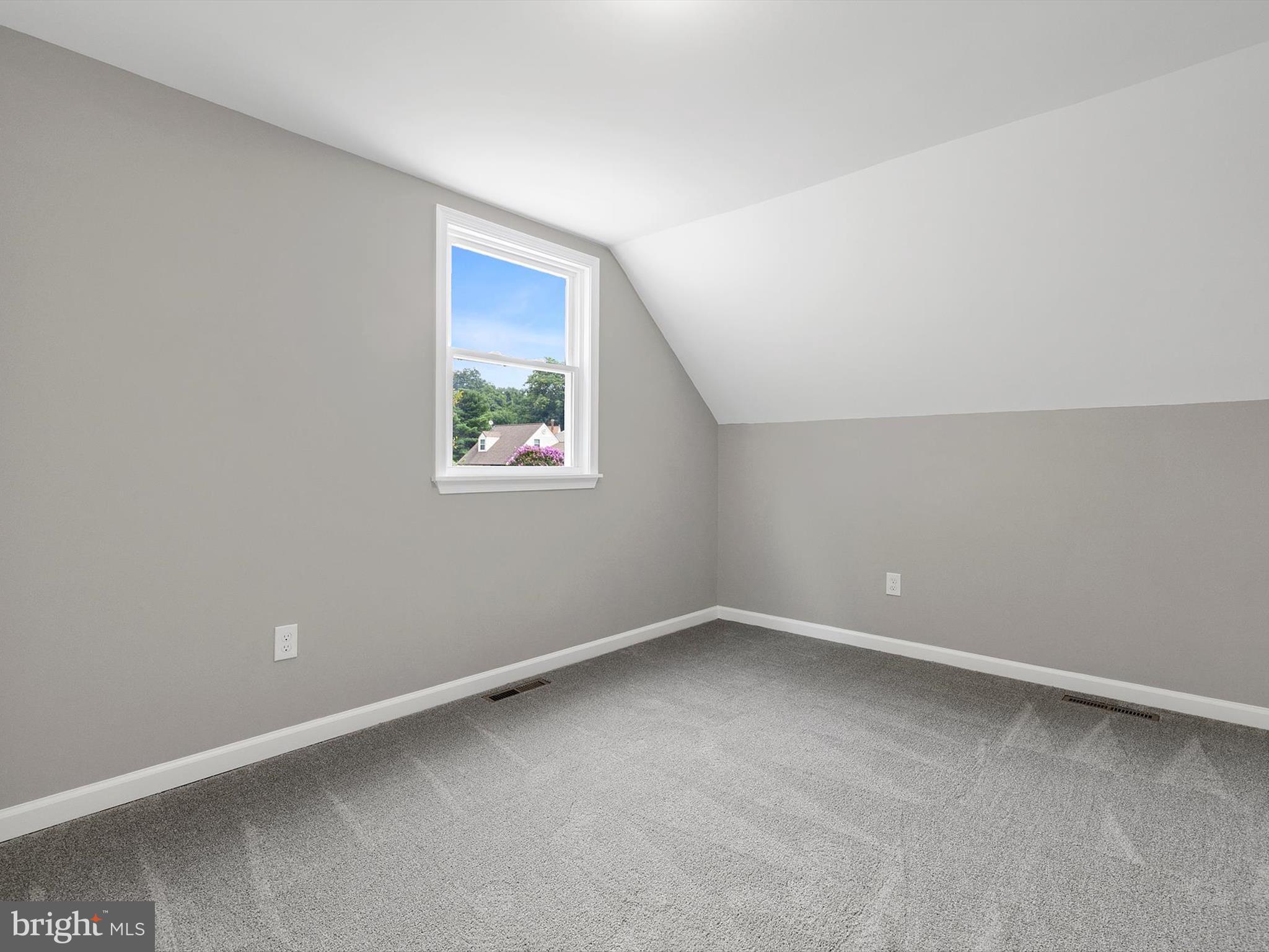 VILLAGE OF HICKORY HOLLOW - Residential