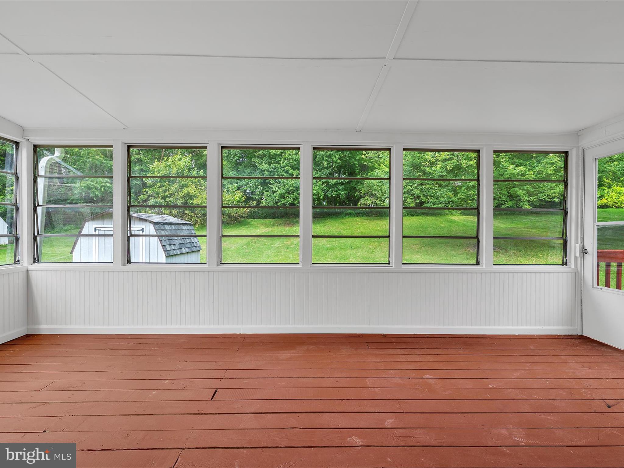 VILLAGE OF HICKORY HOLLOW - Residential