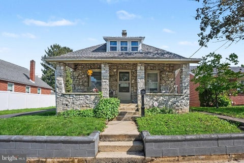 Photo for 933 N PITT STREET