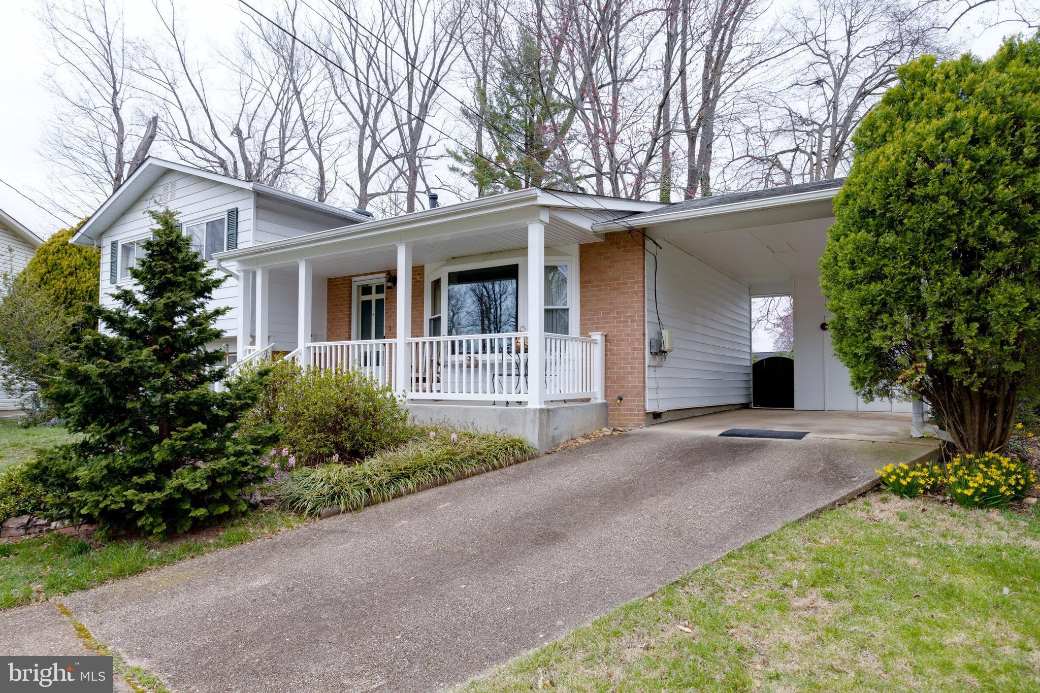 ANNANDALE TERRACE - Residential