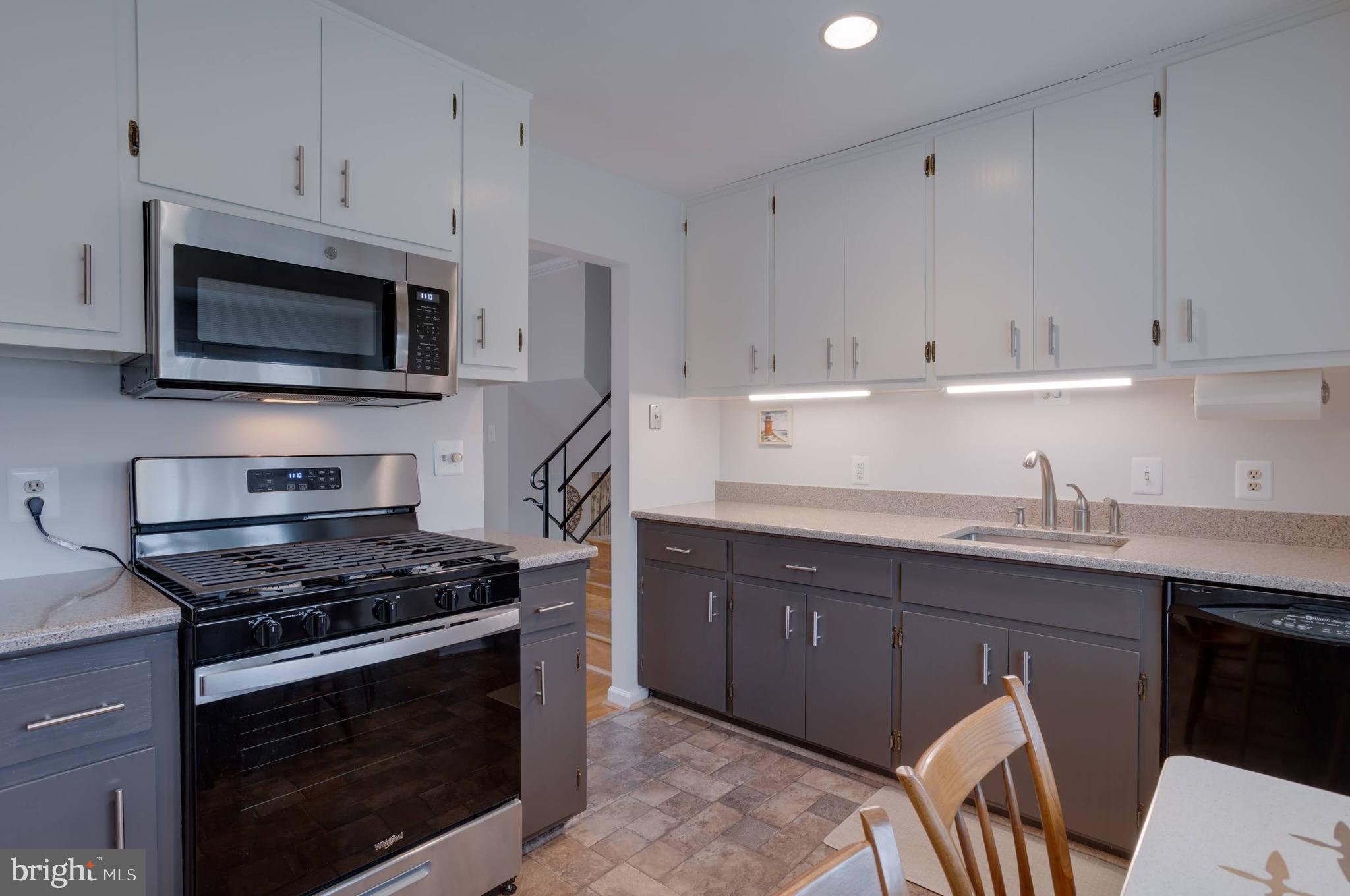 ANNANDALE TERRACE - Residential