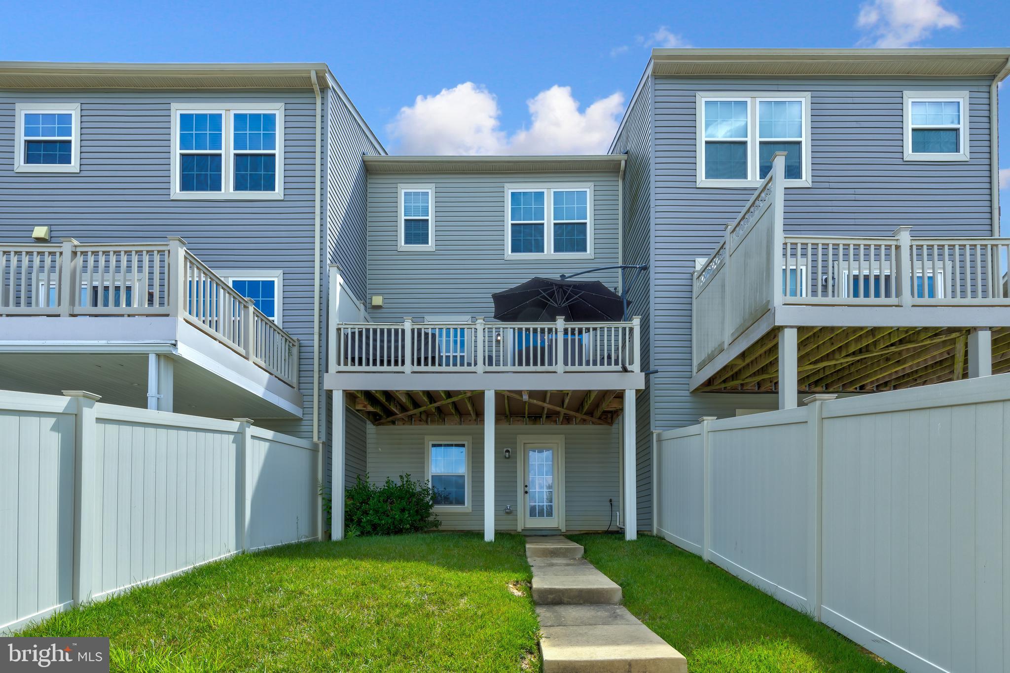 FIELDSIDE AT ST CHARLES - Residential