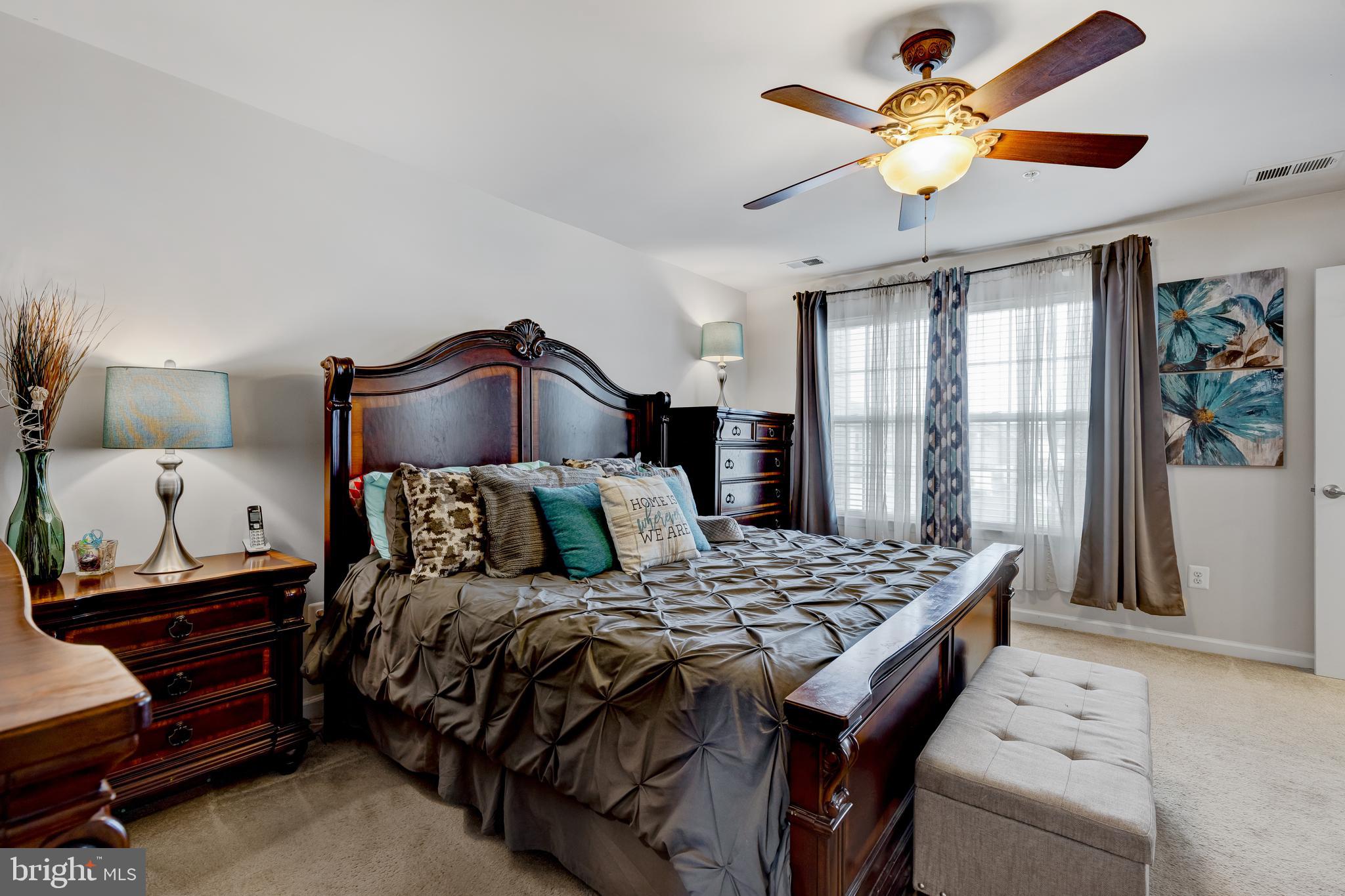 FIELDSIDE AT ST CHARLES - Residential