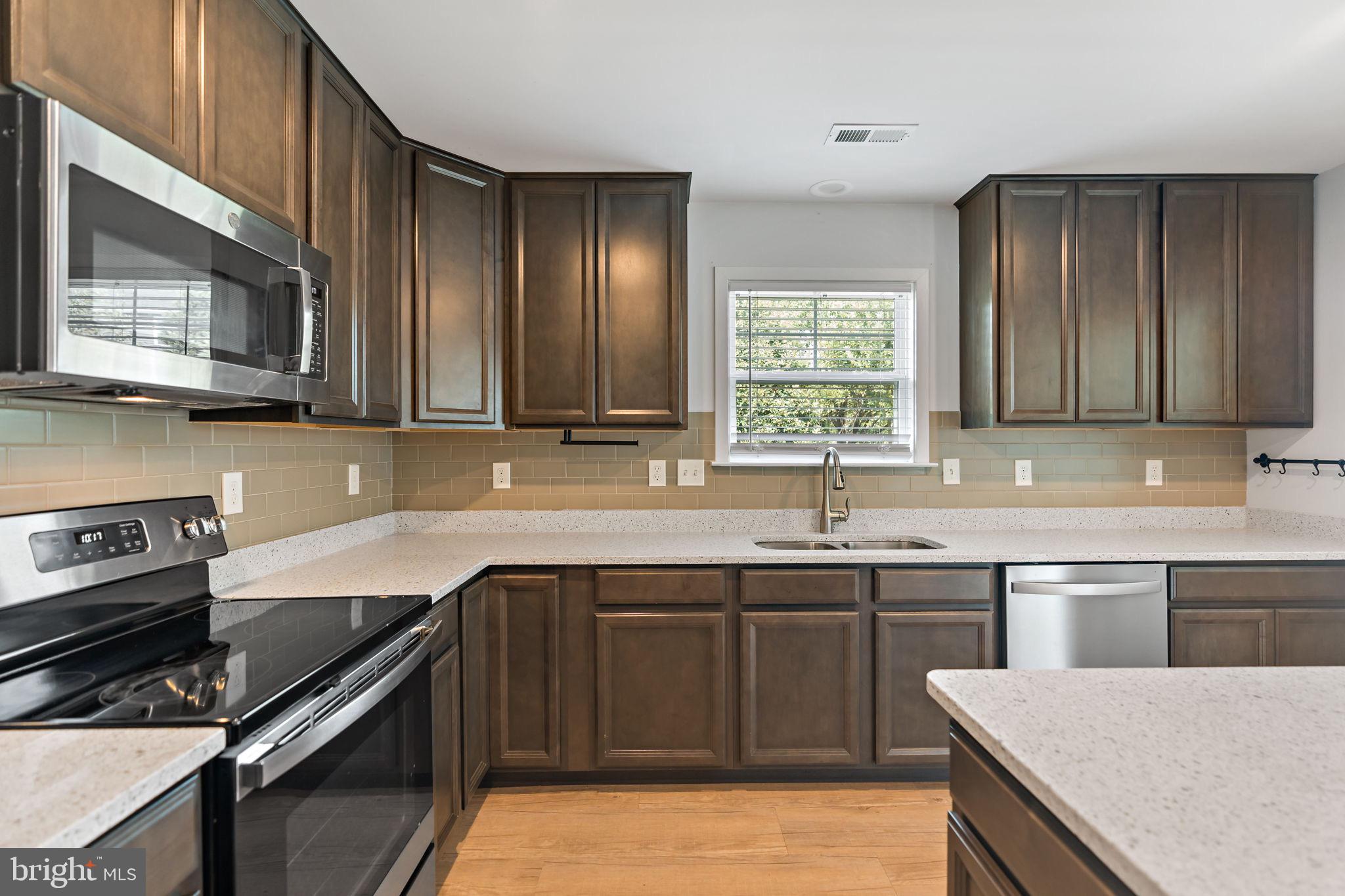 BRIDLE CREEK - Residential