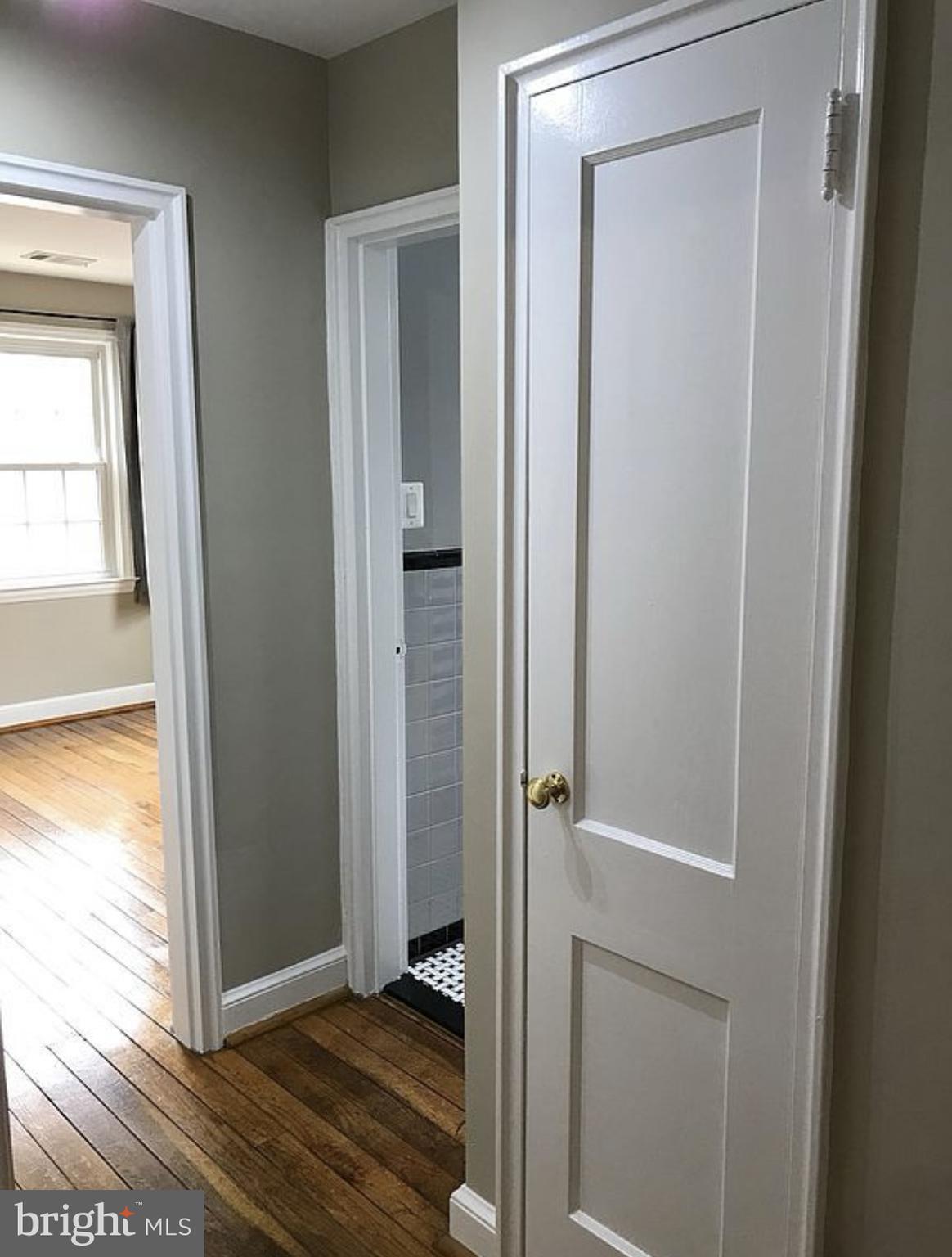 COMMONS OF ARLINGTON - Residential Lease