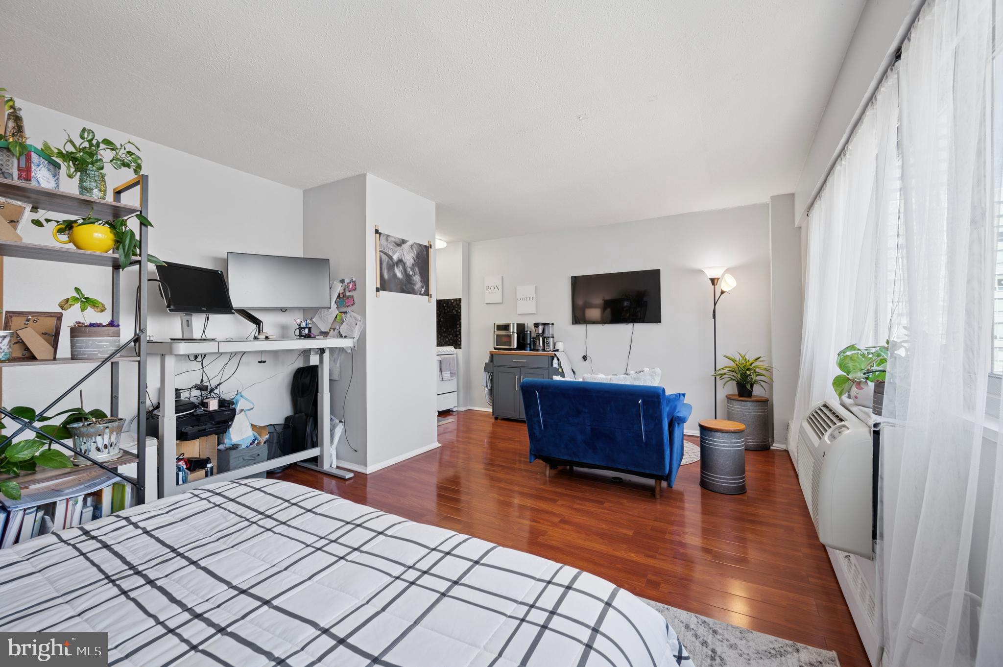 2101 CHESTNUT STREET 17 1107