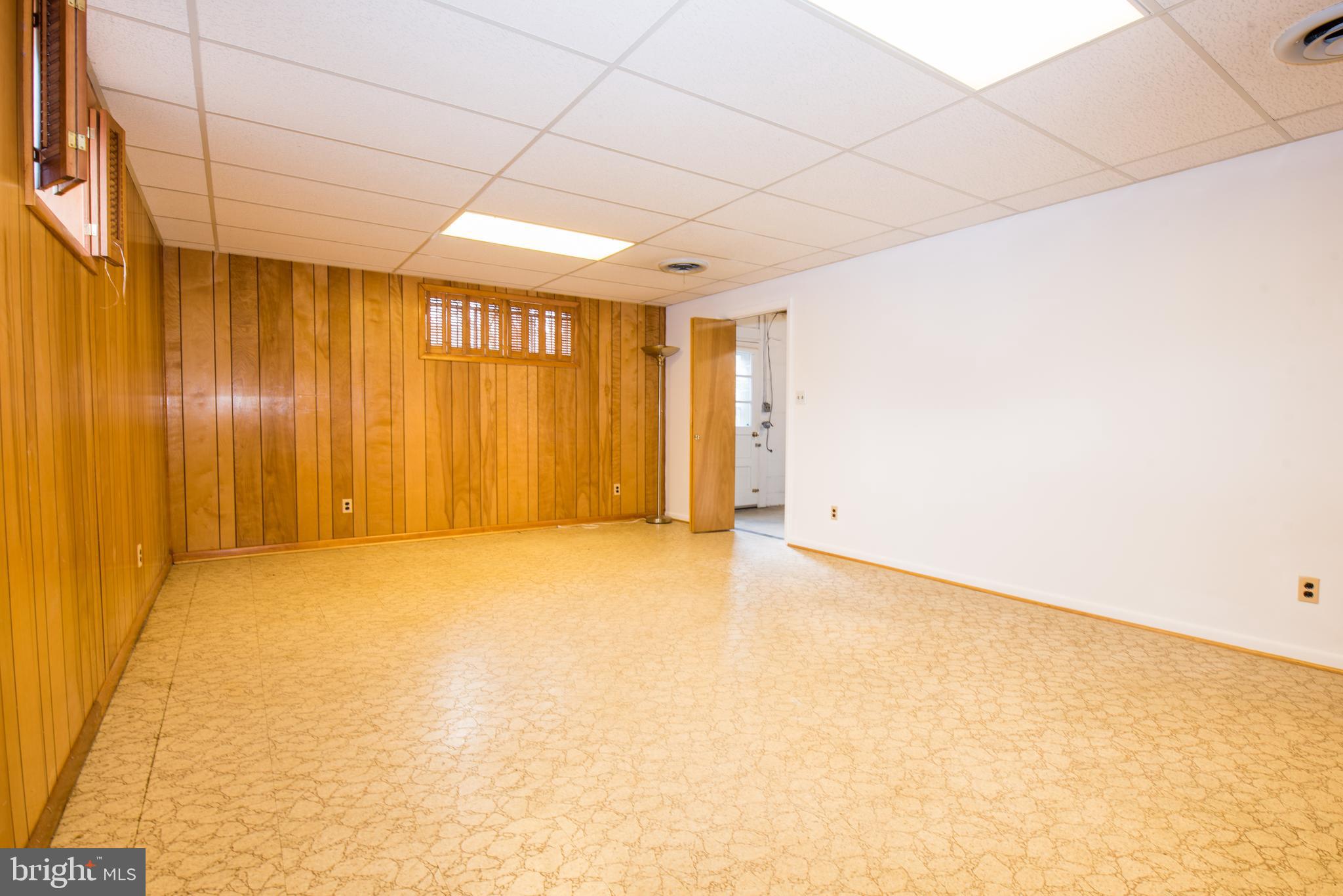 PLEASANT ACRES - Residential