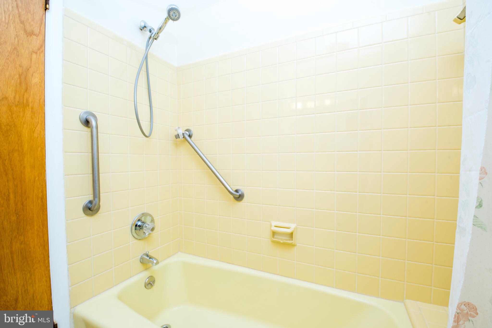 PLEASANT ACRES - Residential