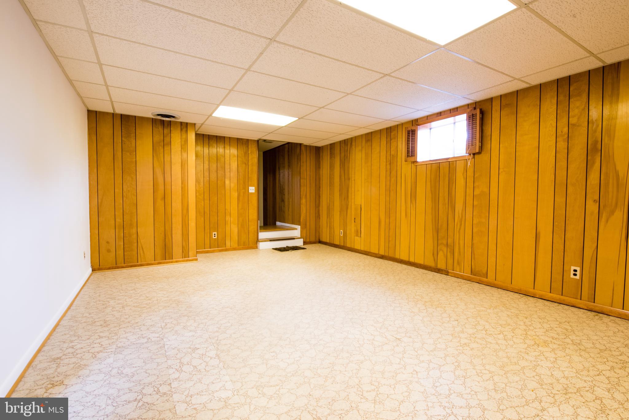 PLEASANT ACRES - Residential