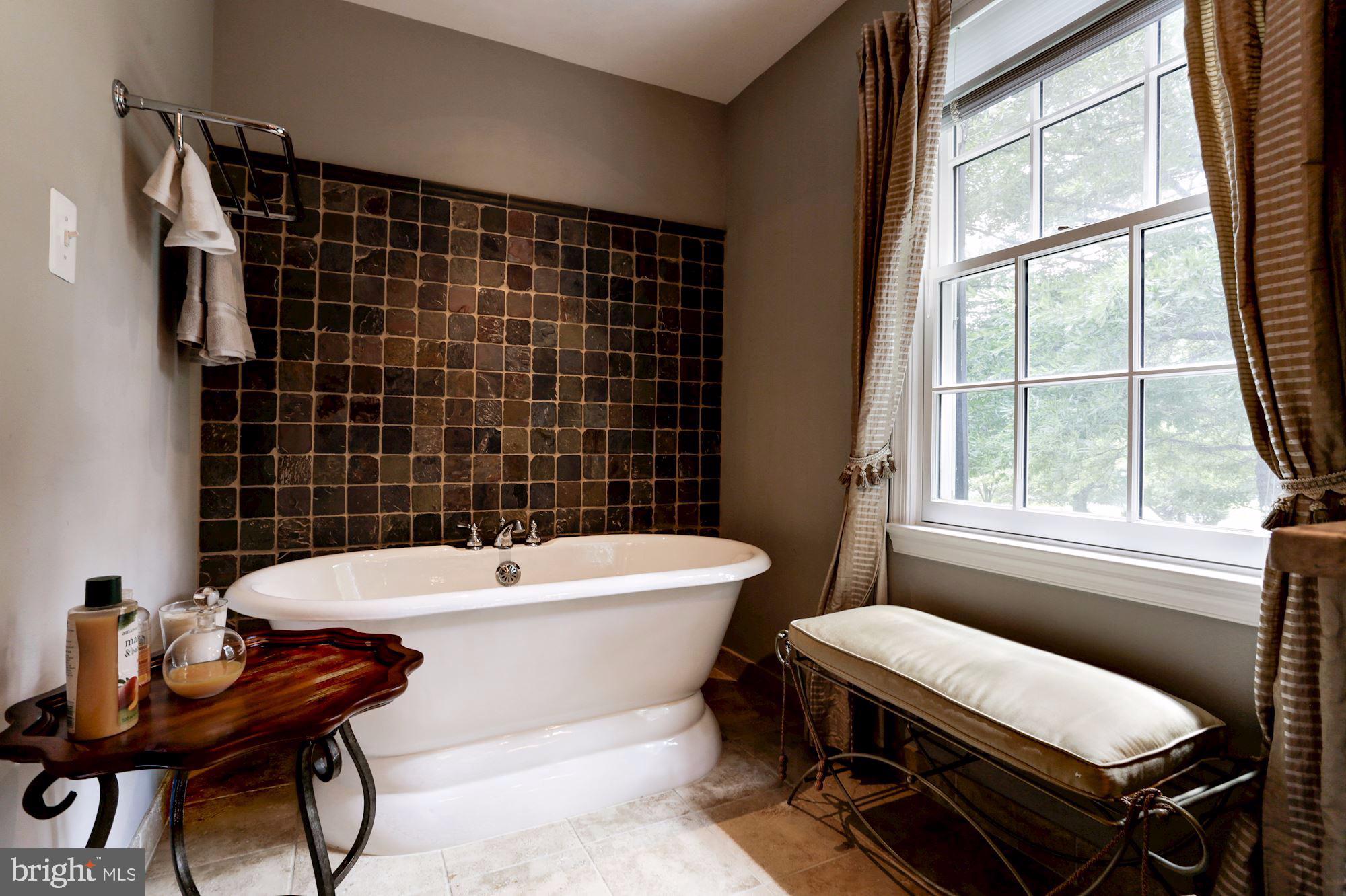 POTOMAC - Residential