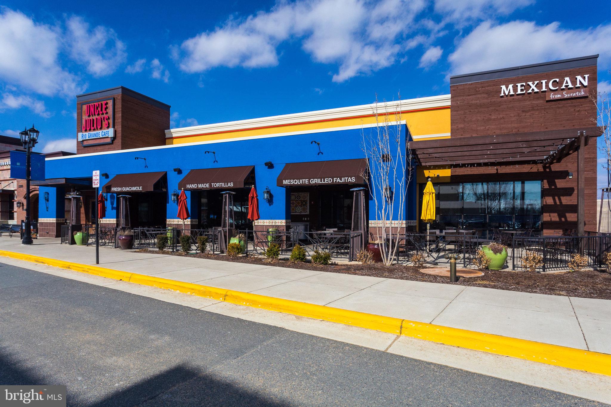 ROBINSON MANOR - Residential