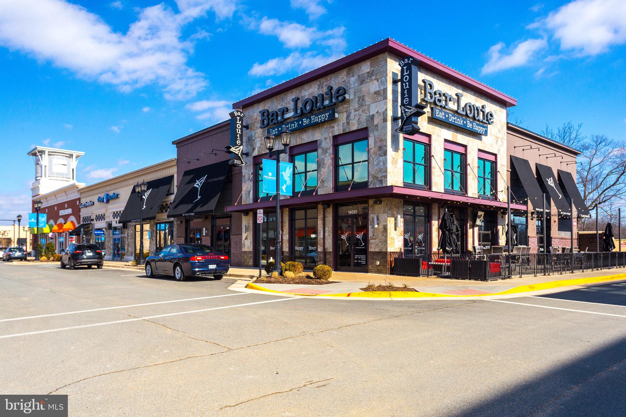 ROBINSON MANOR - Residential