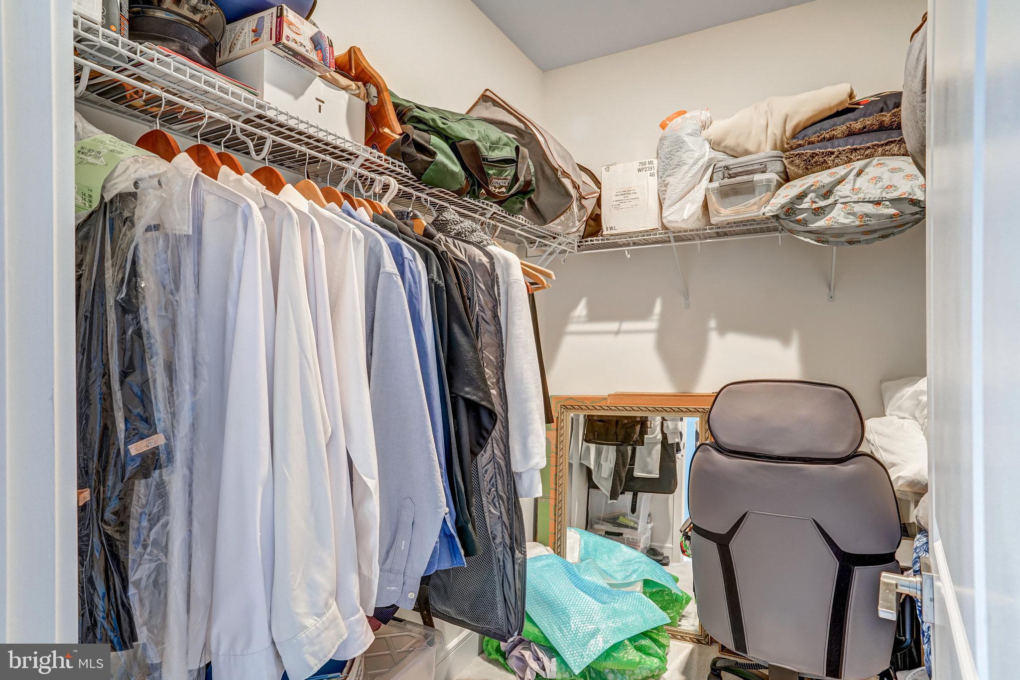 ROBINSON MANOR - Residential