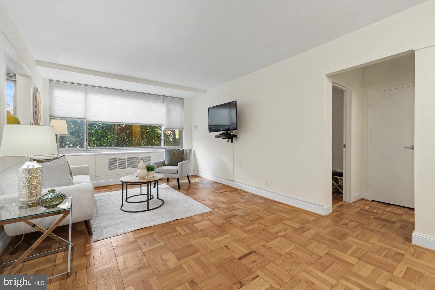 4200 CATHEDRAL AVENUE NW 403