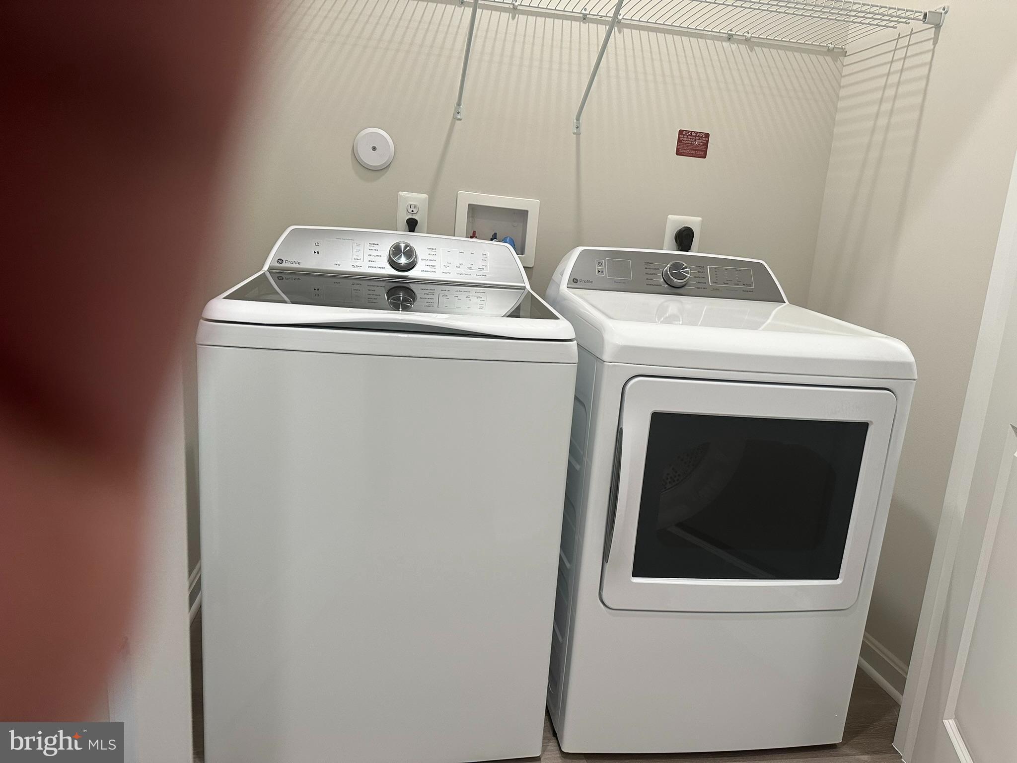 TOWNS AT MARKET COMMONS - Residential Lease