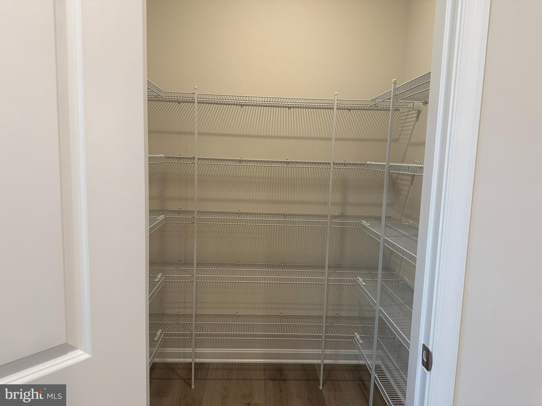 TOWNS AT MARKET COMMONS - Residential Lease