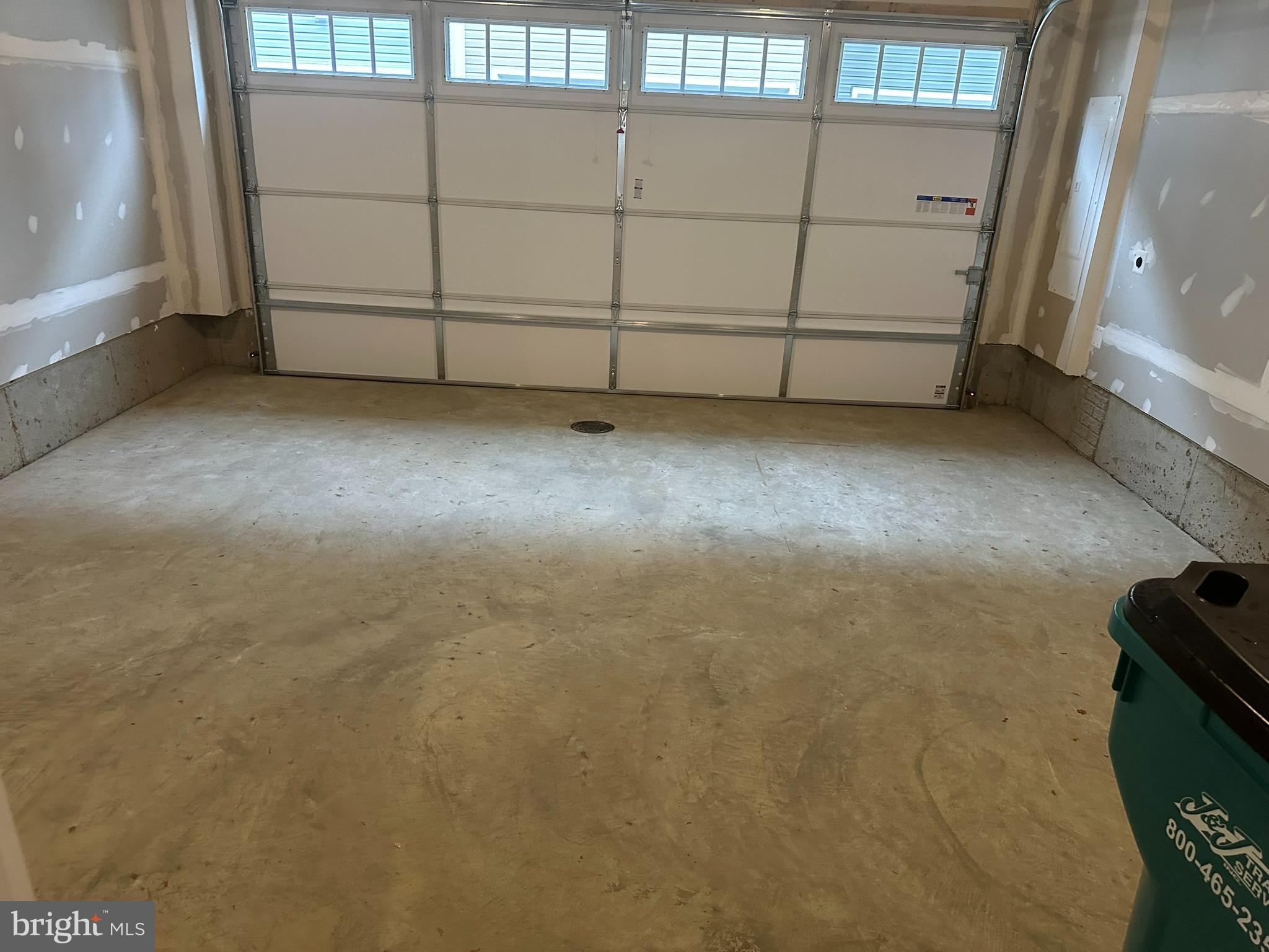 TOWNS AT MARKET COMMONS - Residential Lease