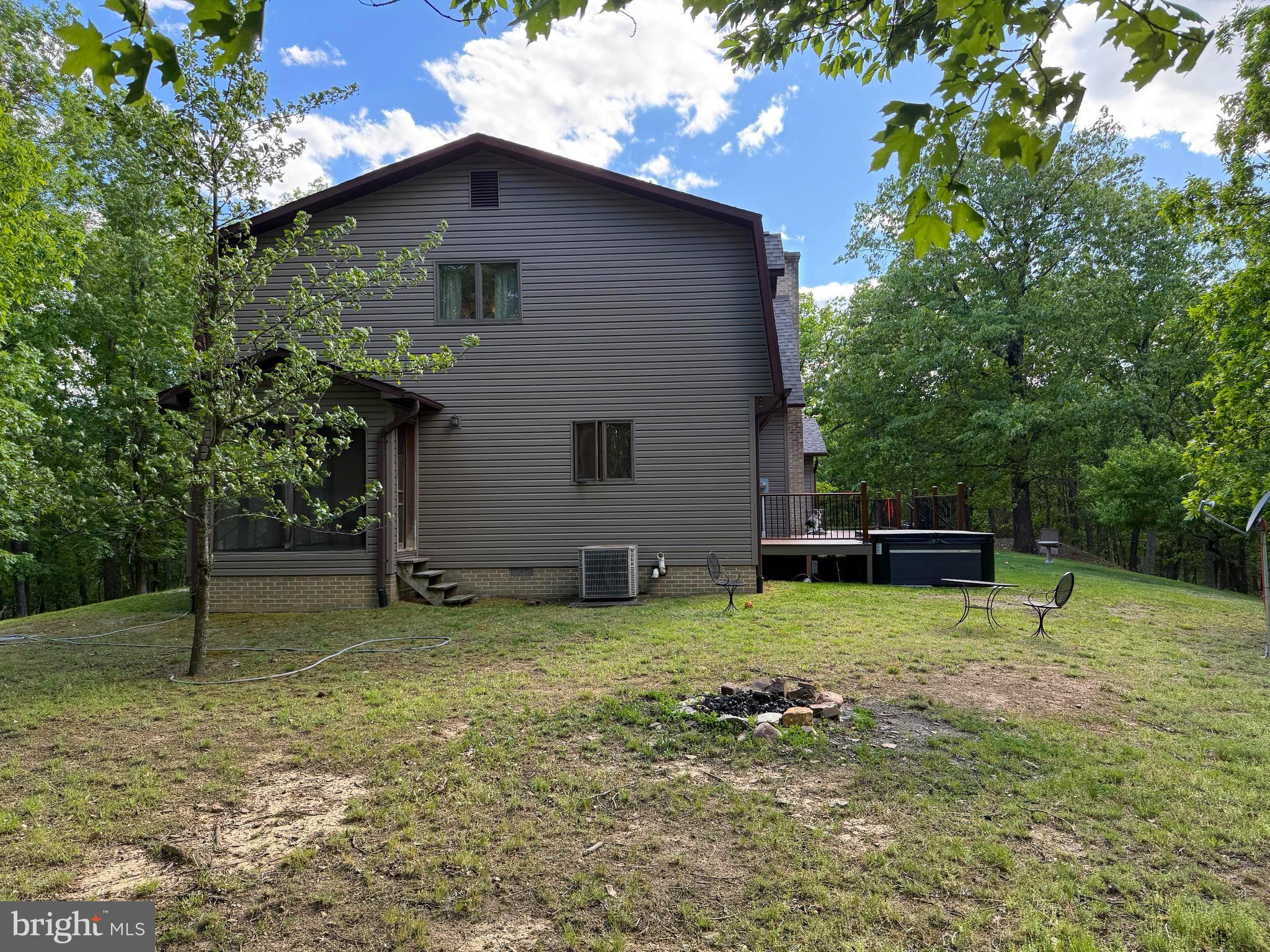 500 MARYVALE LANE