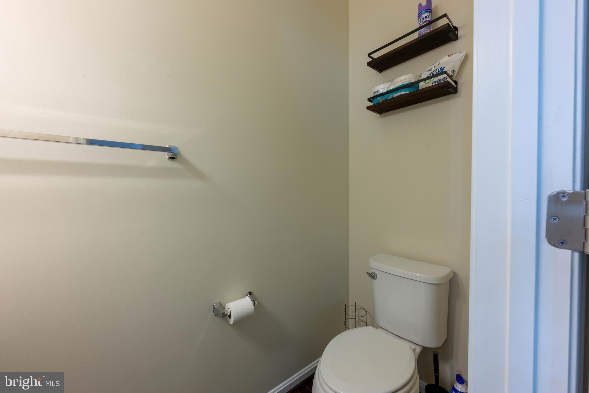 GLENARDEN - Residential Lease