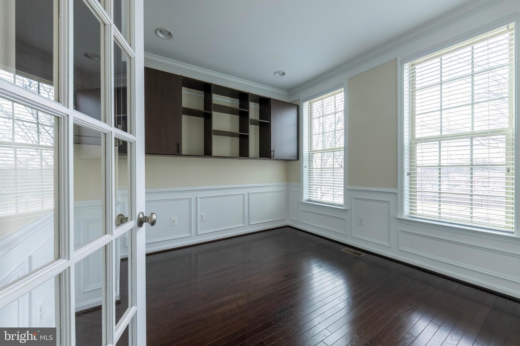 GLENARDEN - Residential Lease