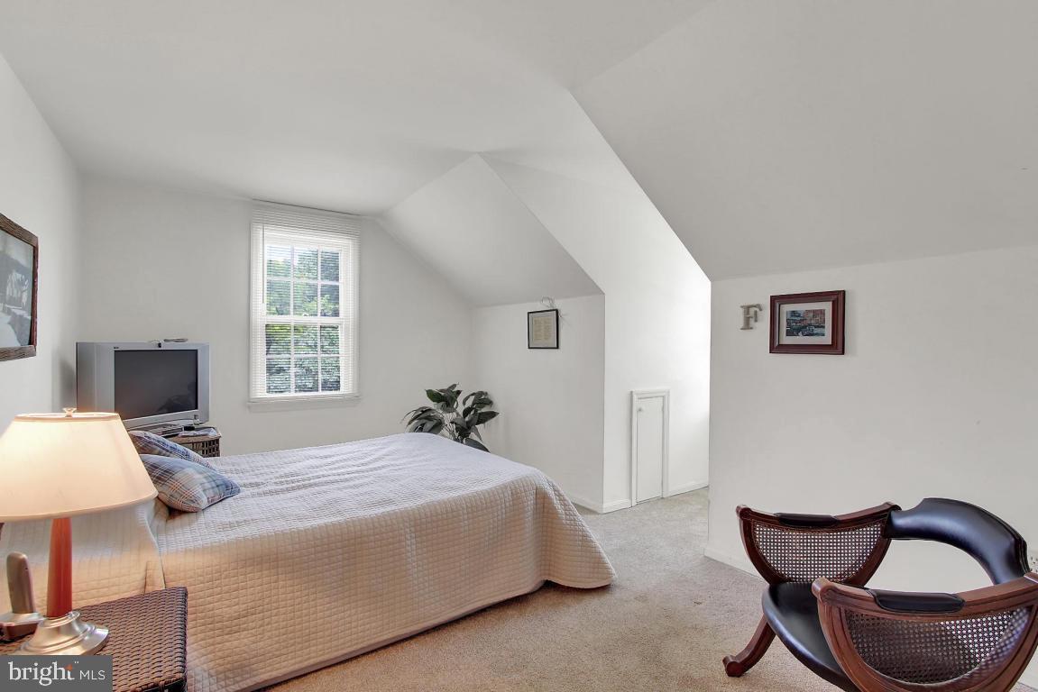 MILL MAR - Residential