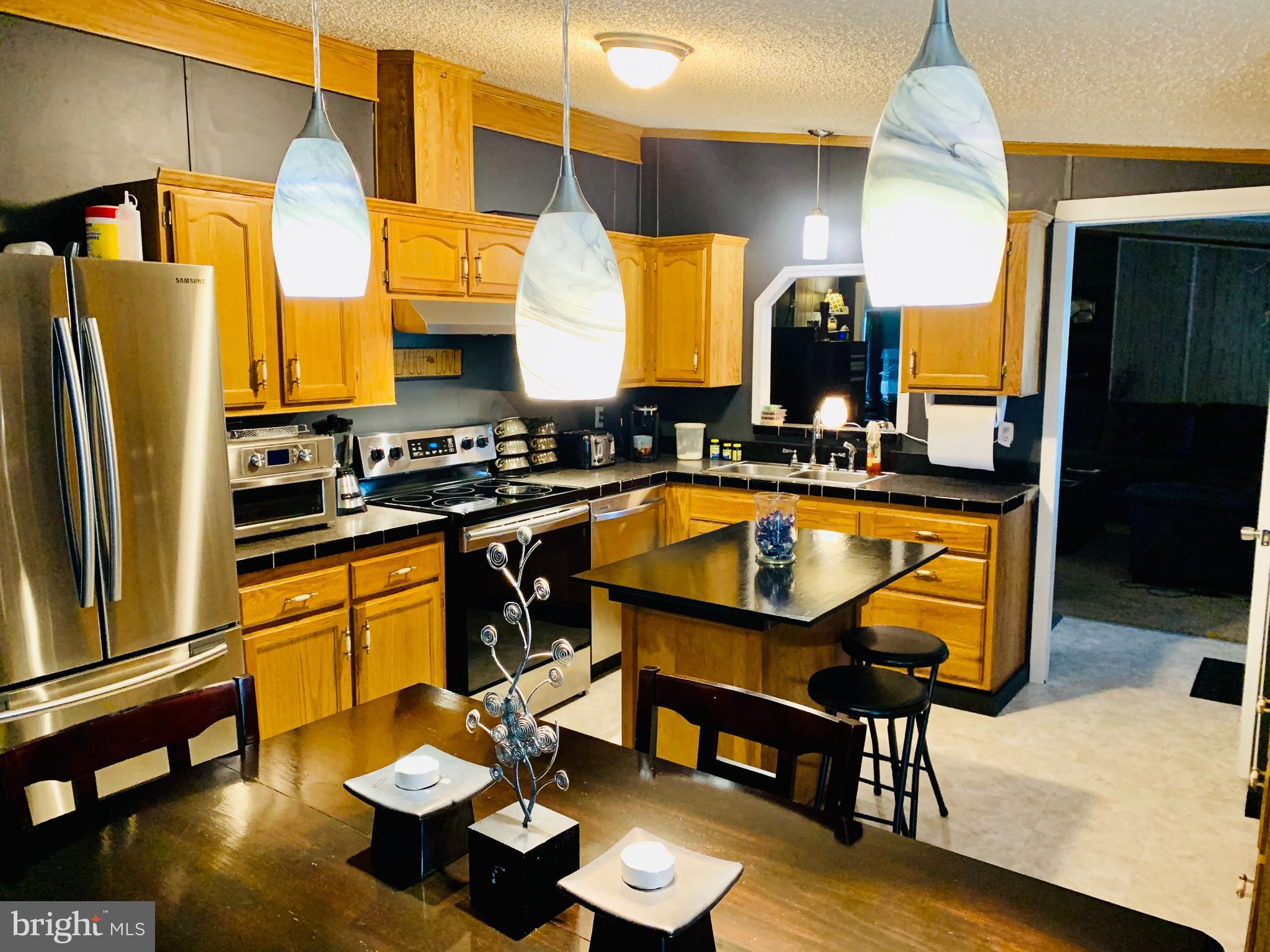 FRIEDEN MANOR - Residential