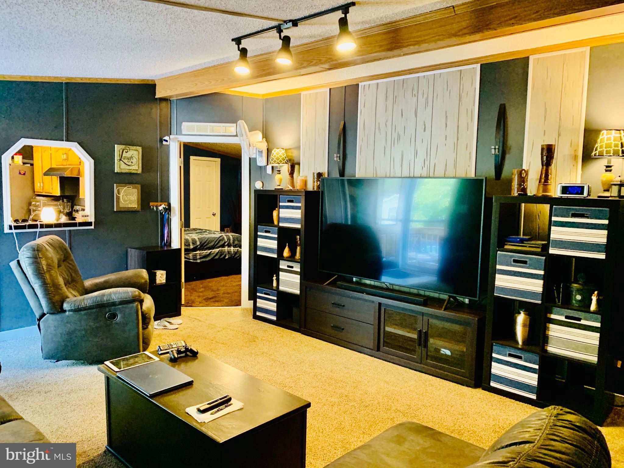 FRIEDEN MANOR - Residential