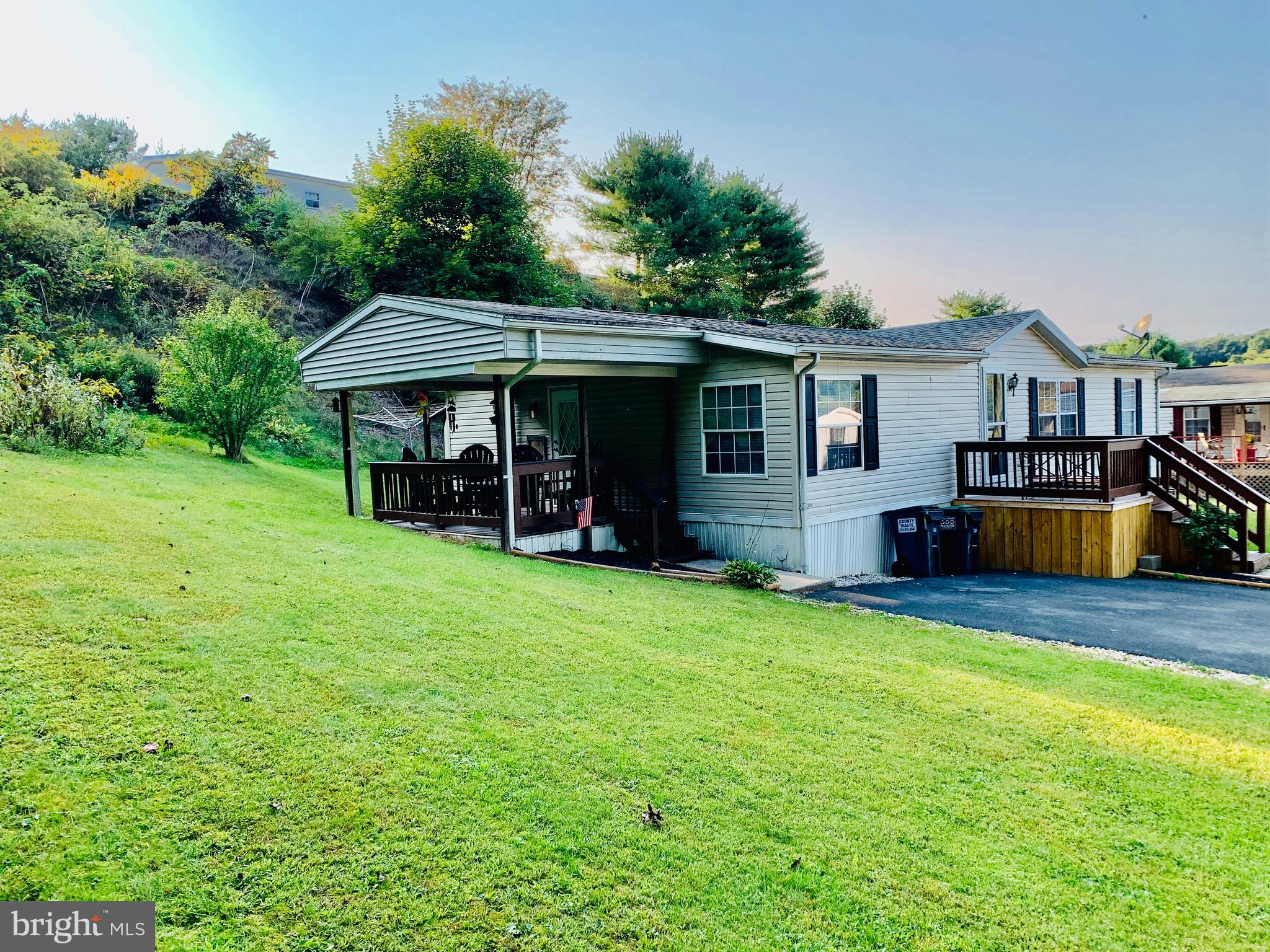 FRIEDEN MANOR - Residential