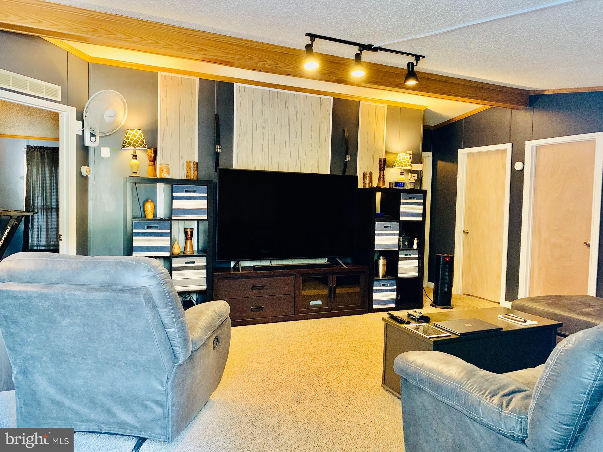 FRIEDEN MANOR - Residential