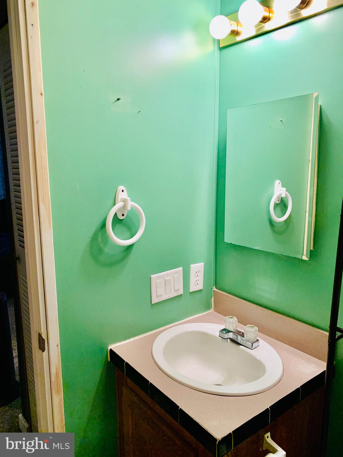 FRIEDEN MANOR - Residential