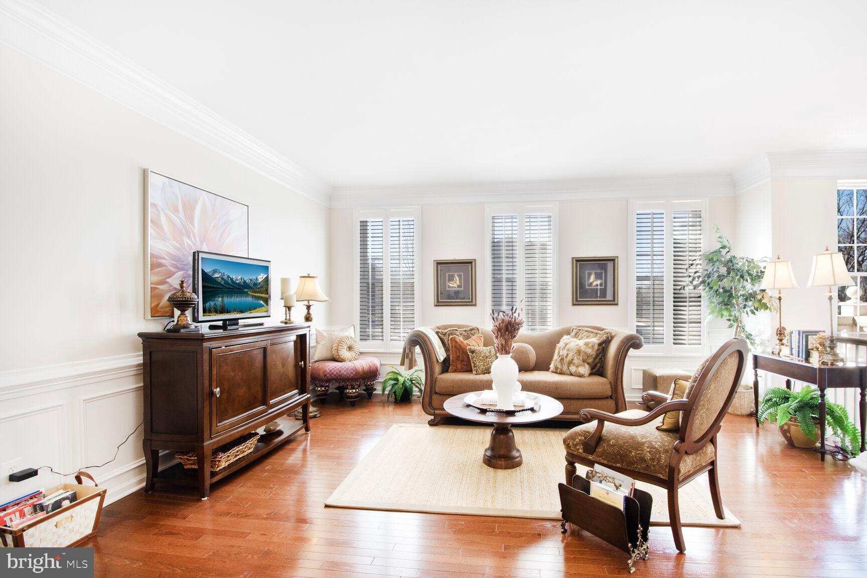 SOUTH RIDING - Residential