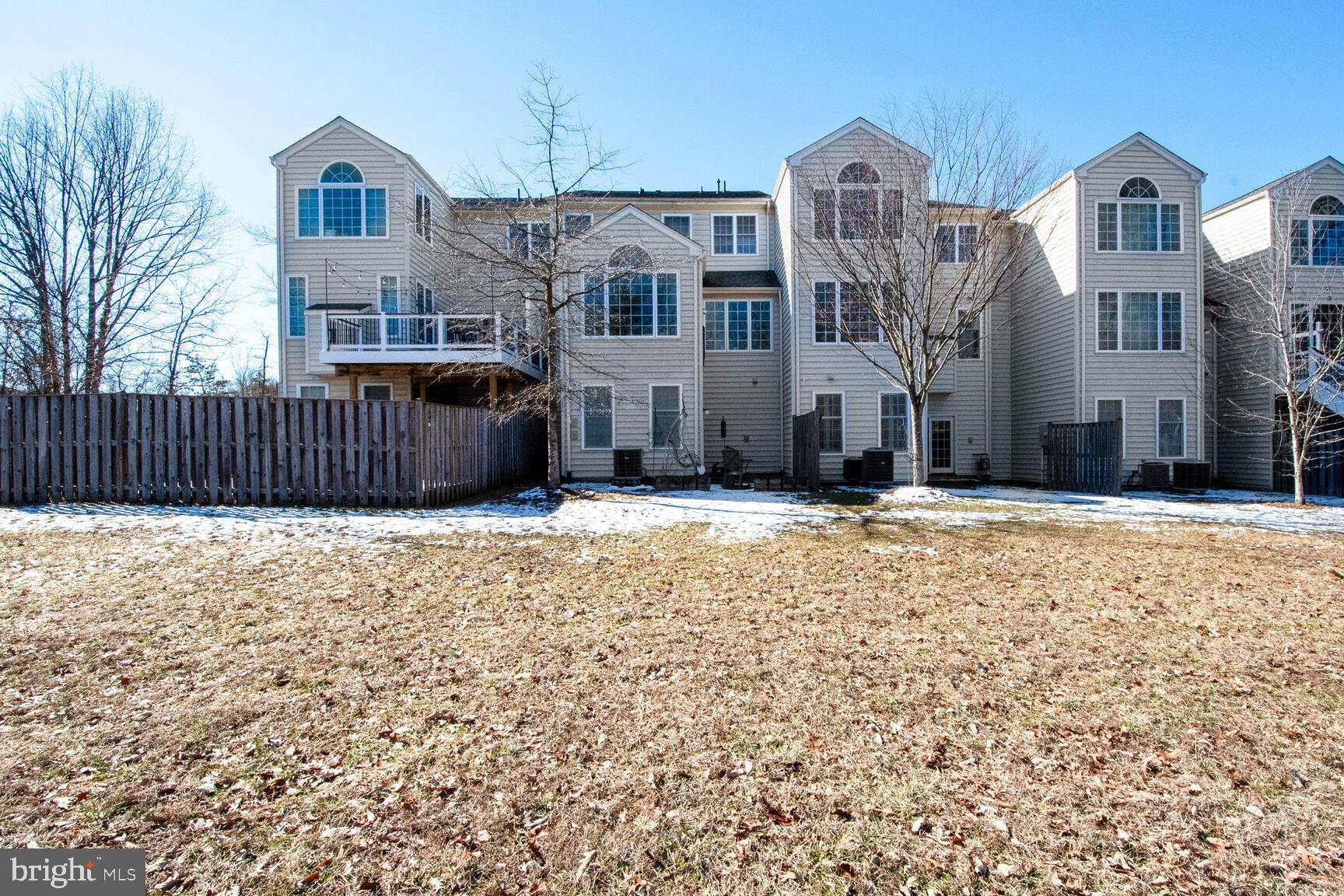 SOUTH RIDING - Residential