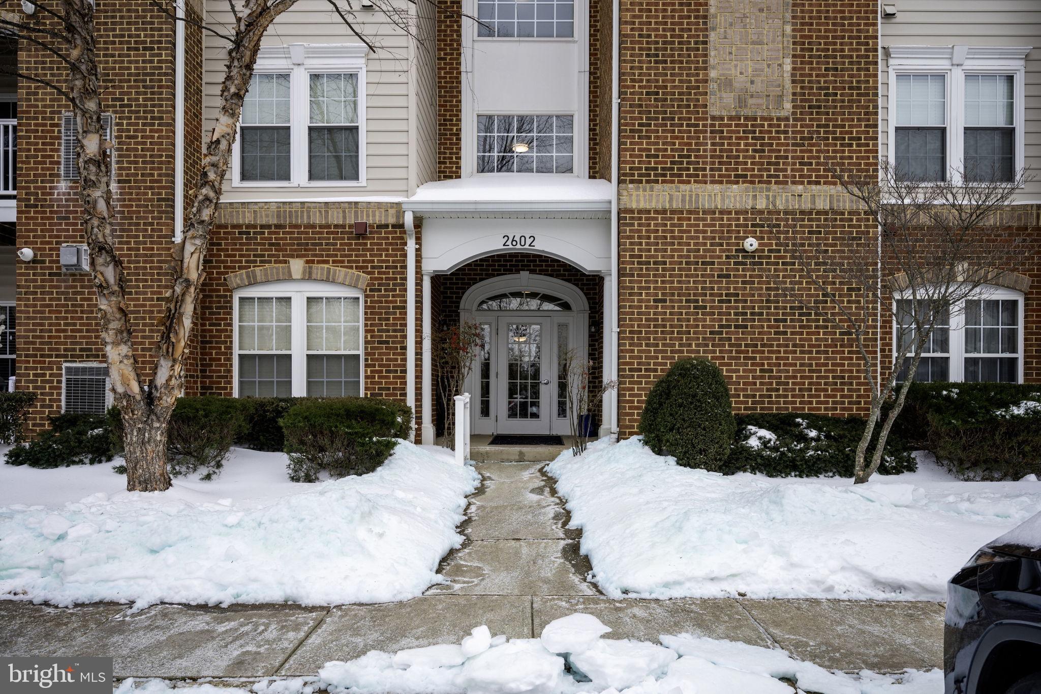 EDEN BROOK - Residential